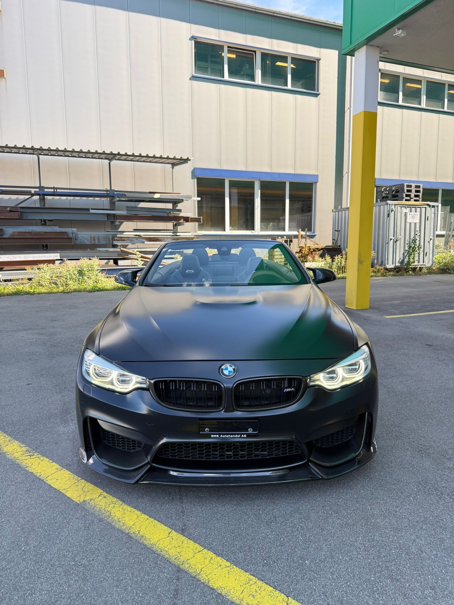BMW M4 Cabriolet DKG-image-2