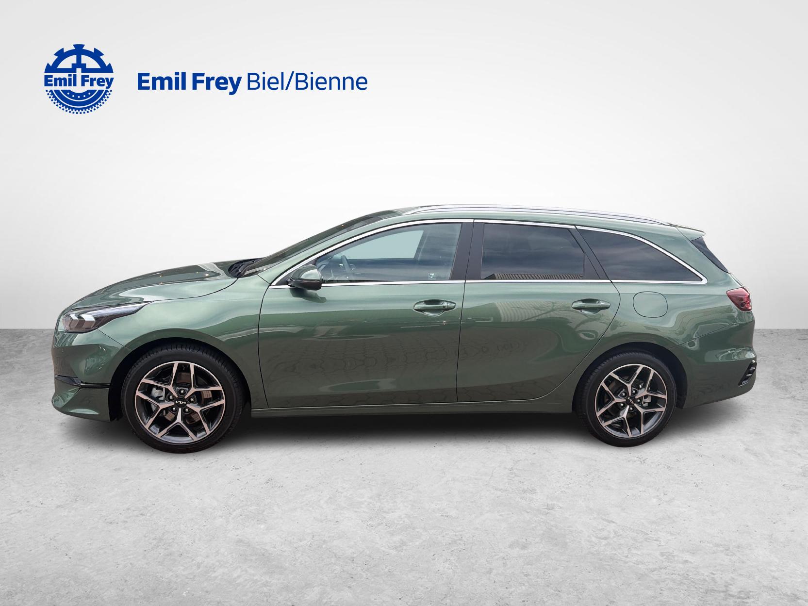 KIA Ceed SW 1.5 T-GDi MHEV Power-showroom-element-1