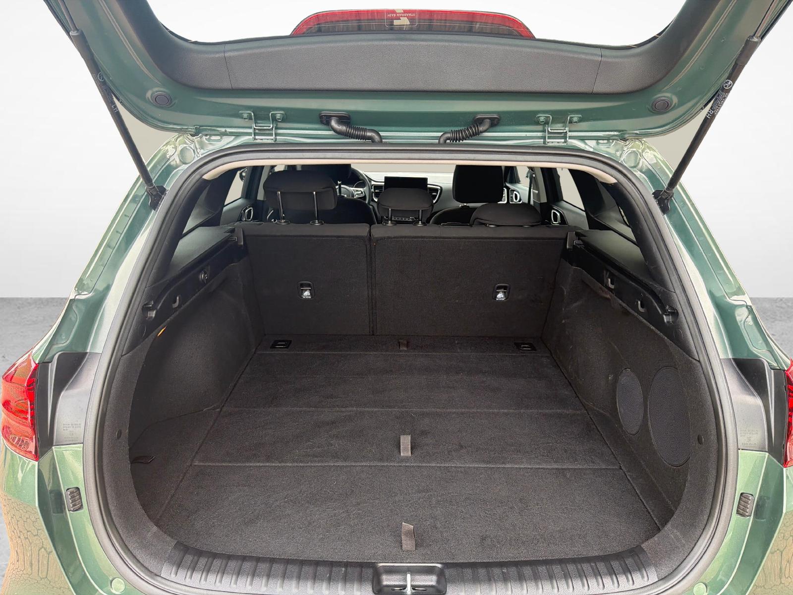 KIA Ceed SW 1.5 T-GDi MHEV Power-image-11