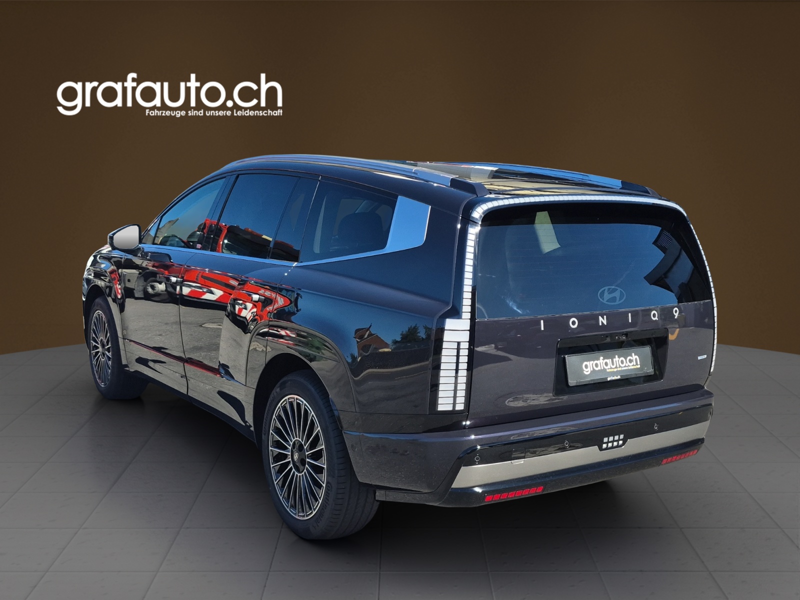 HYUNDAI Ioniq 9 Calligraphy 4WD-image-2