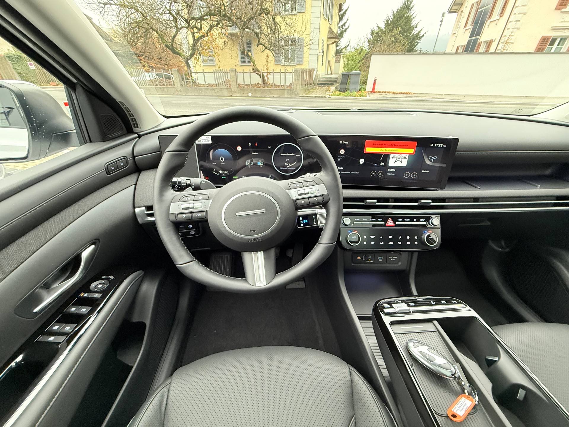 HYUNDAI Tucson 1.6 TGDI HEV Vertex 4WD Swiss Edition-image-14