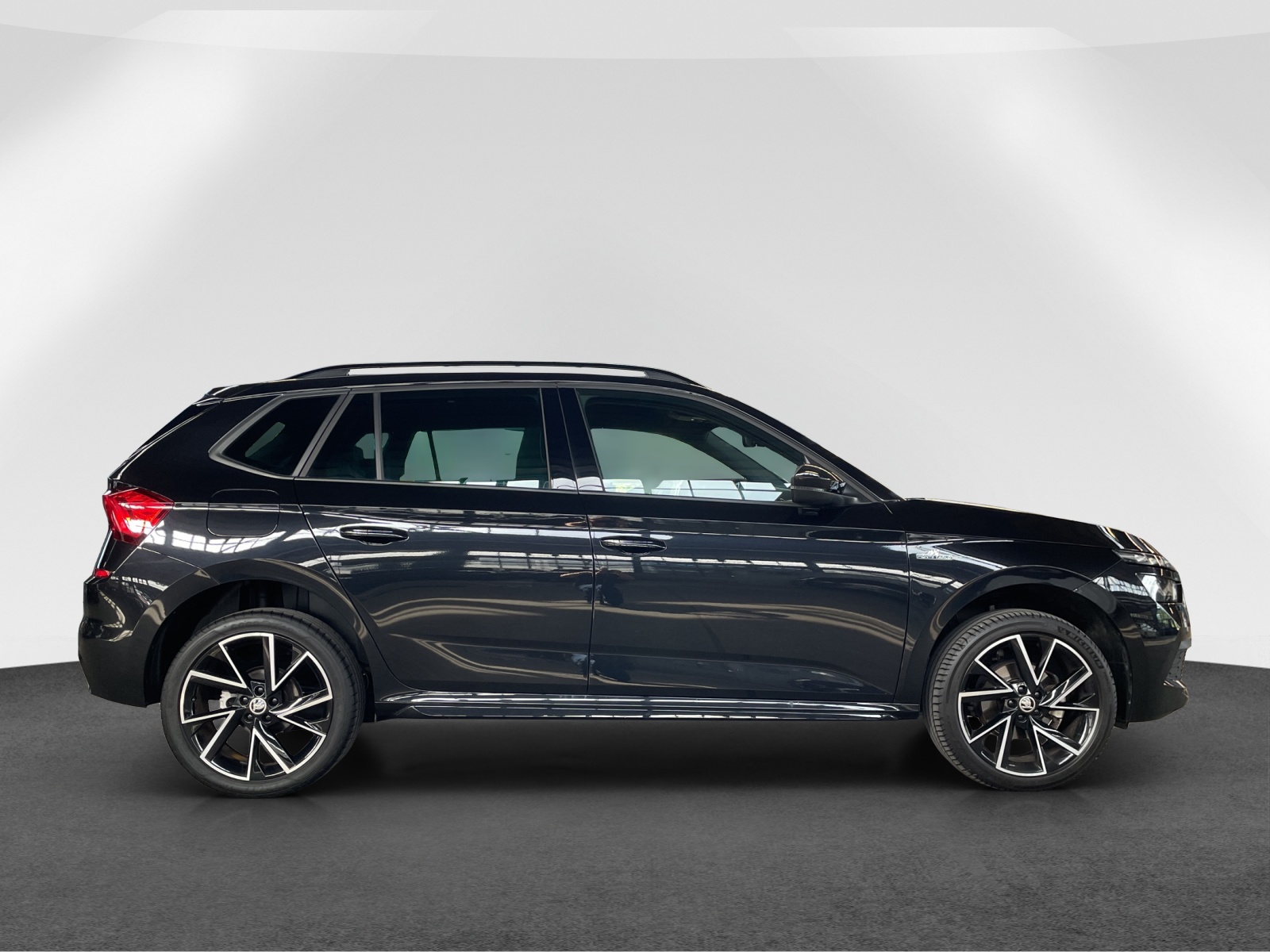 SKODA Kamiq 1.5 TSI Monte Carlo DSG-image-7