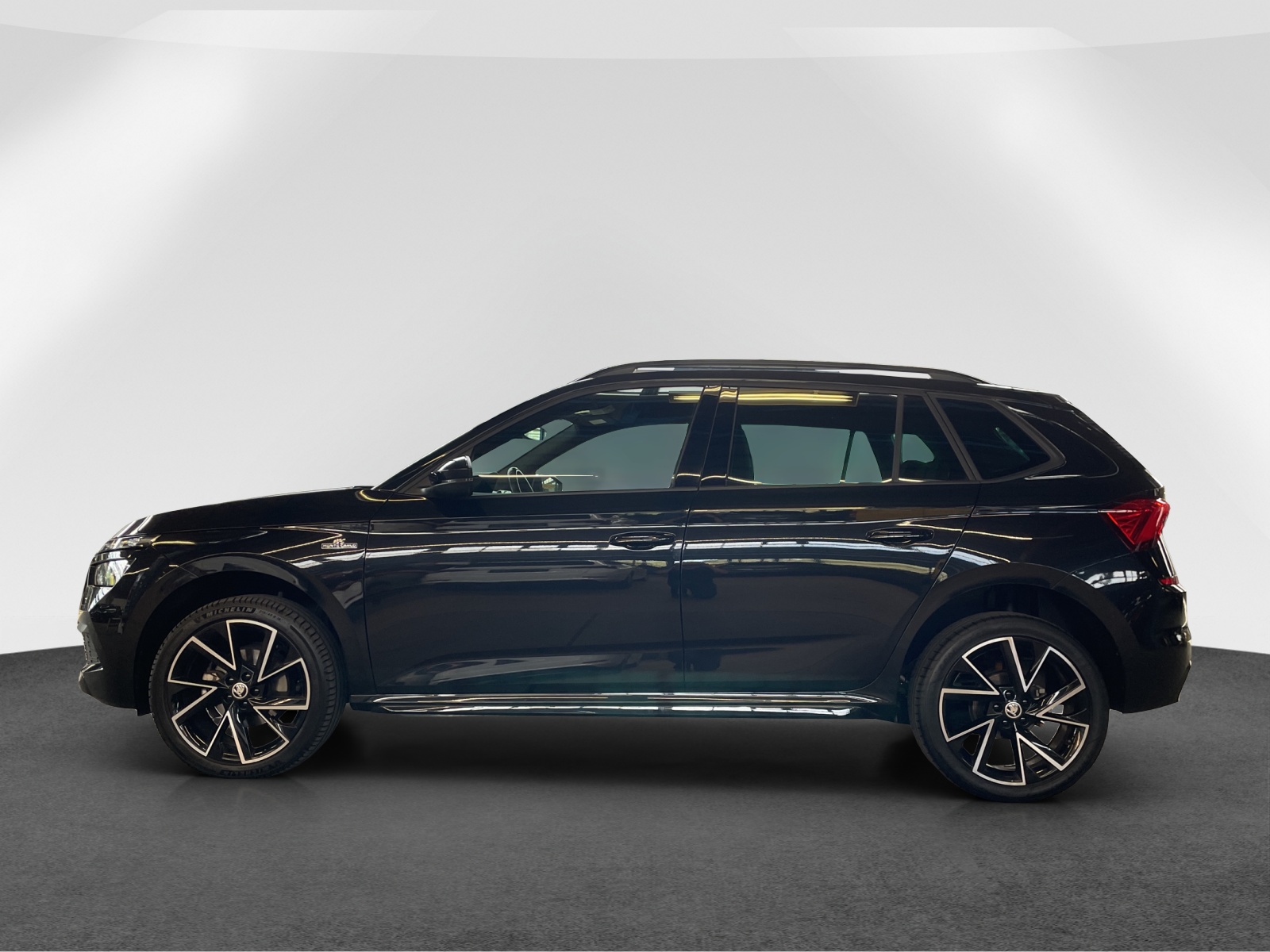 SKODA Kamiq 1.5 TSI Monte Carlo DSG-image-3