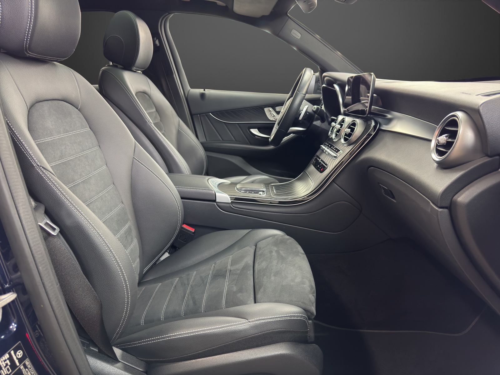 MERCEDES-BENZ GLC 200 4M Night Star-image-11