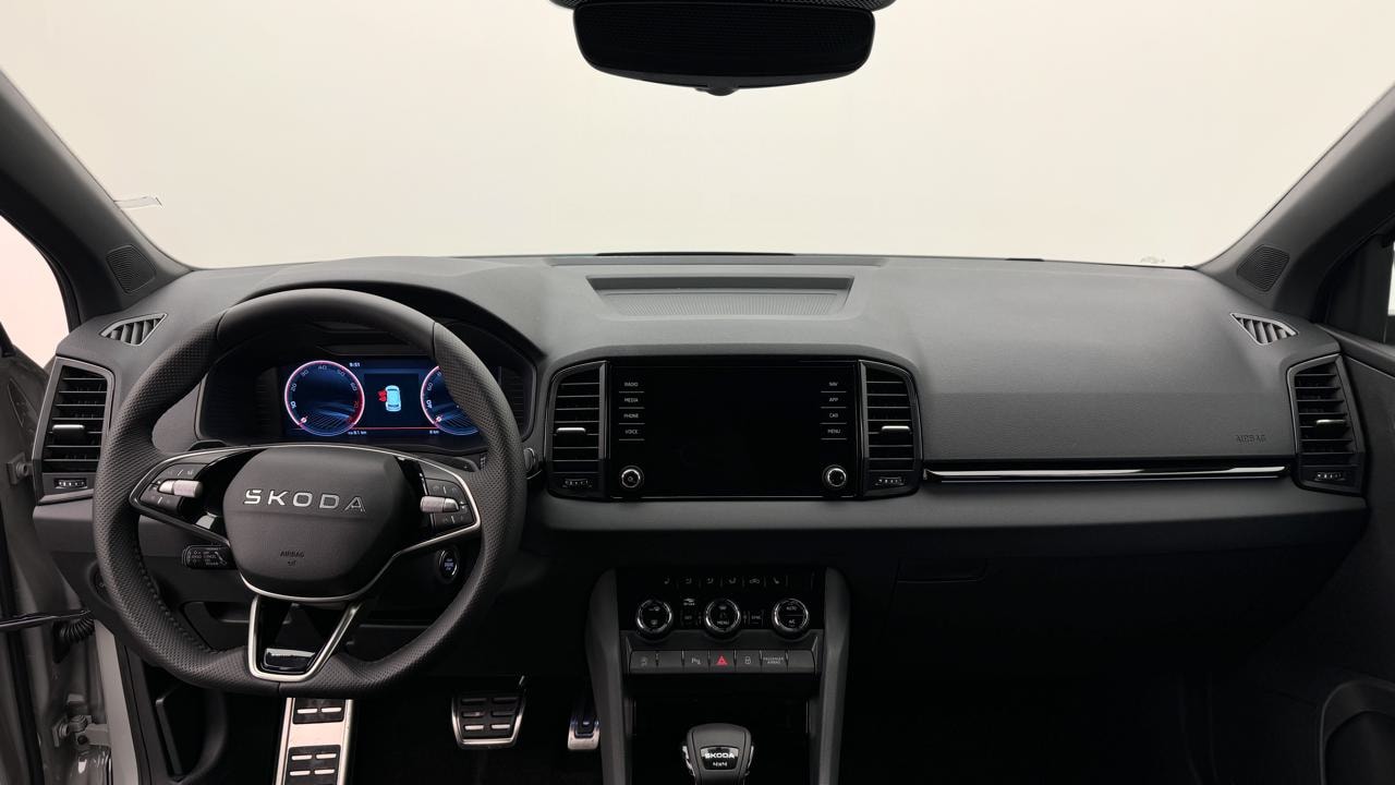 SKODA Karoq 2.0 TSI SportLine 4x4 DSG-image-5