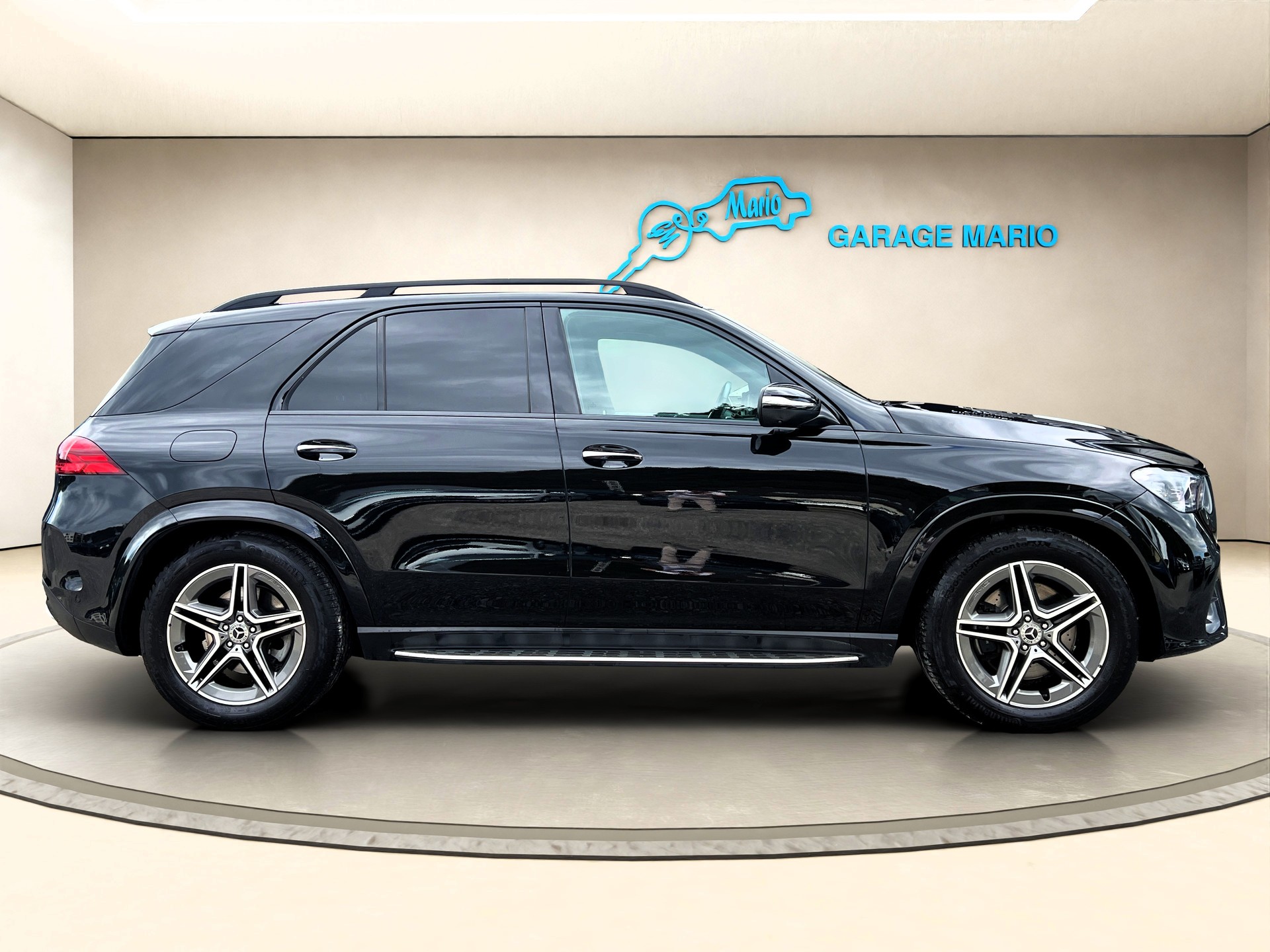 MERCEDES-BENZ GLE 300 d❗Facelift & Vollausstattung❗4Matic 9G-Tronic ✅CH-Fahrzeug & 8-fach bereift und Werksgarantie✅-image-3