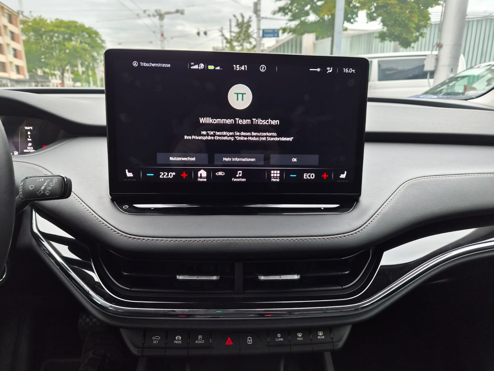 SKODA Enyaq iV 80x-image-21