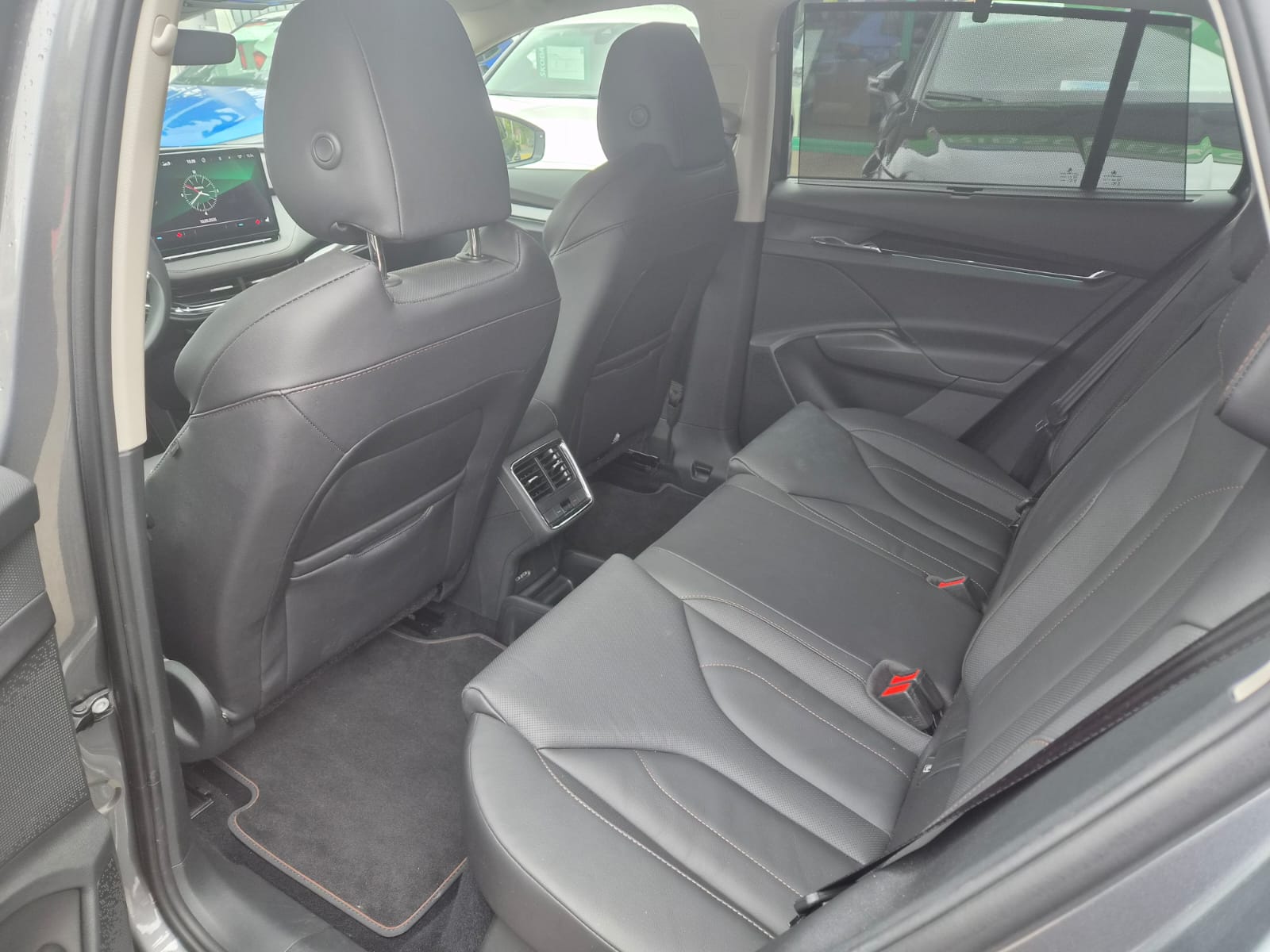 SKODA Enyaq iV 80x-image-13