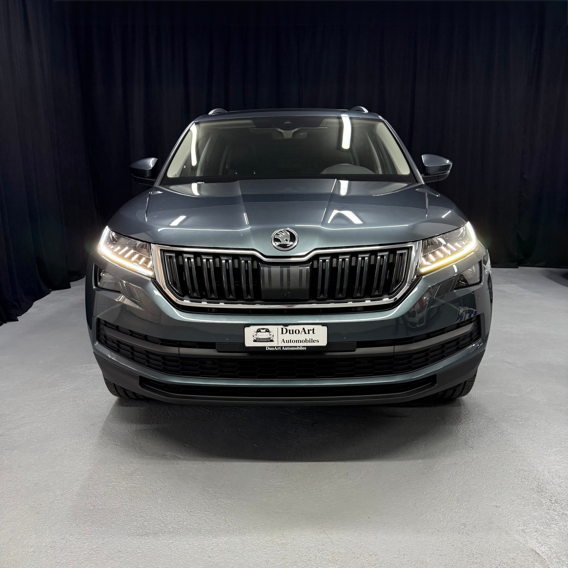 SKODA Kodiaq 2.0 TSI Style DSG 4x4 7 Sièges-image-3