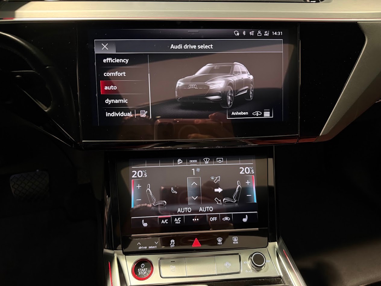 AUDI e-tron S quattro-image-8