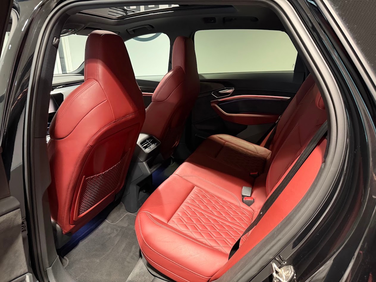AUDI e-tron S quattro-image-4