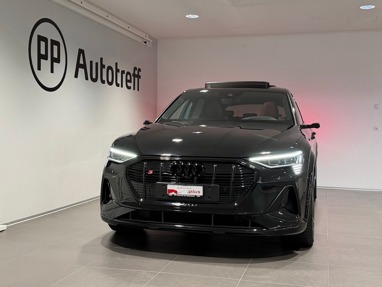 AUDI e-tron S quattro-image-0