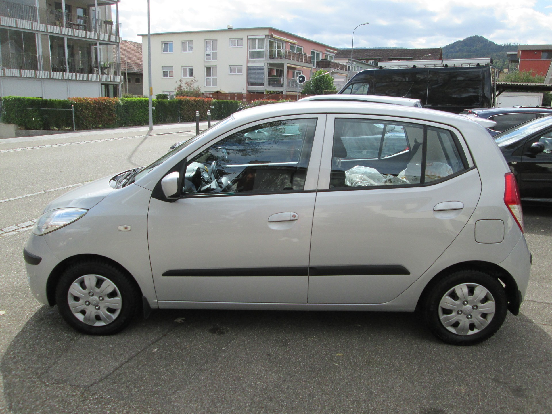 HYUNDAI i10 1.1 Style-image-1