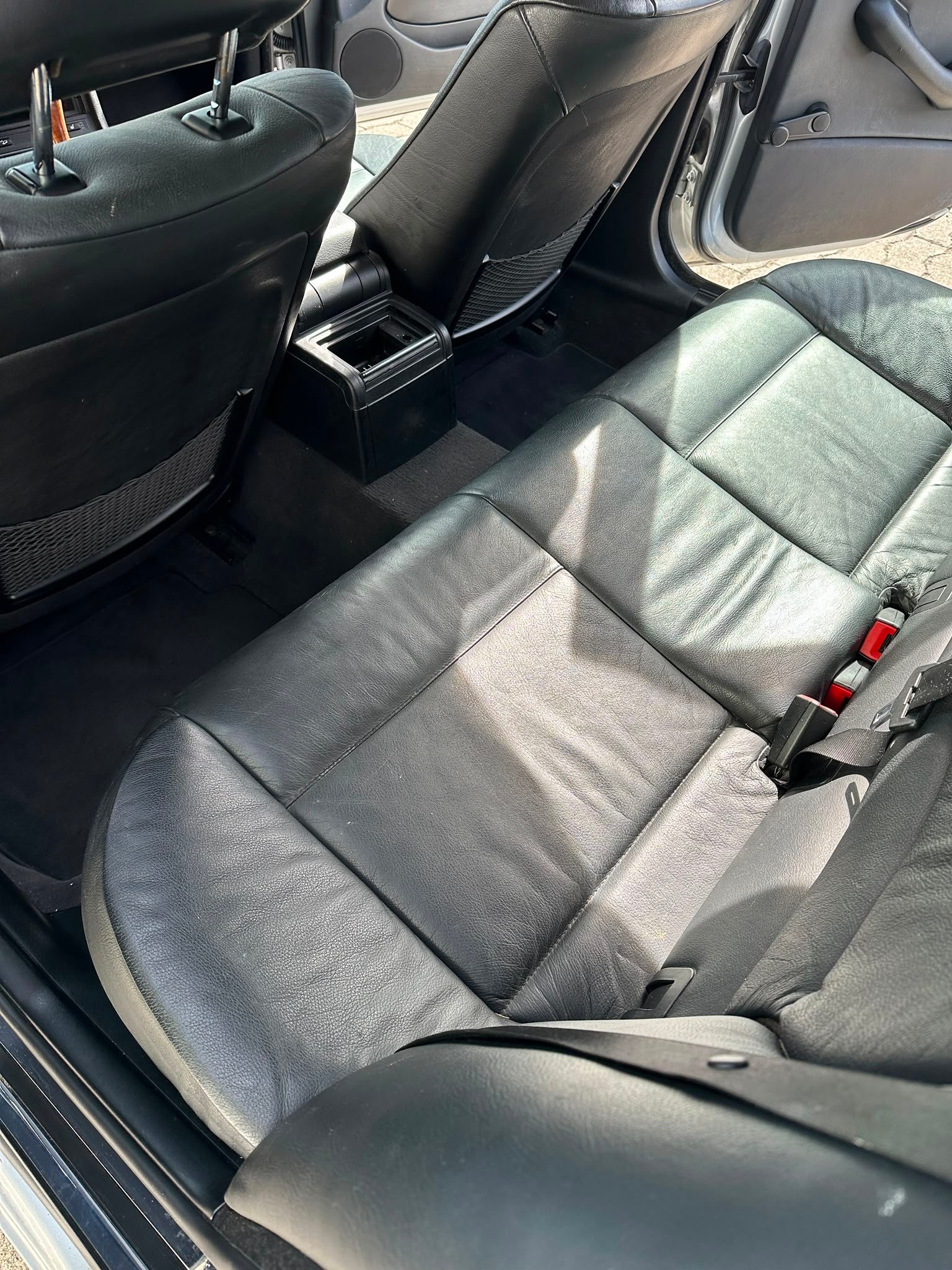 BMW 325xi Touring-image-4