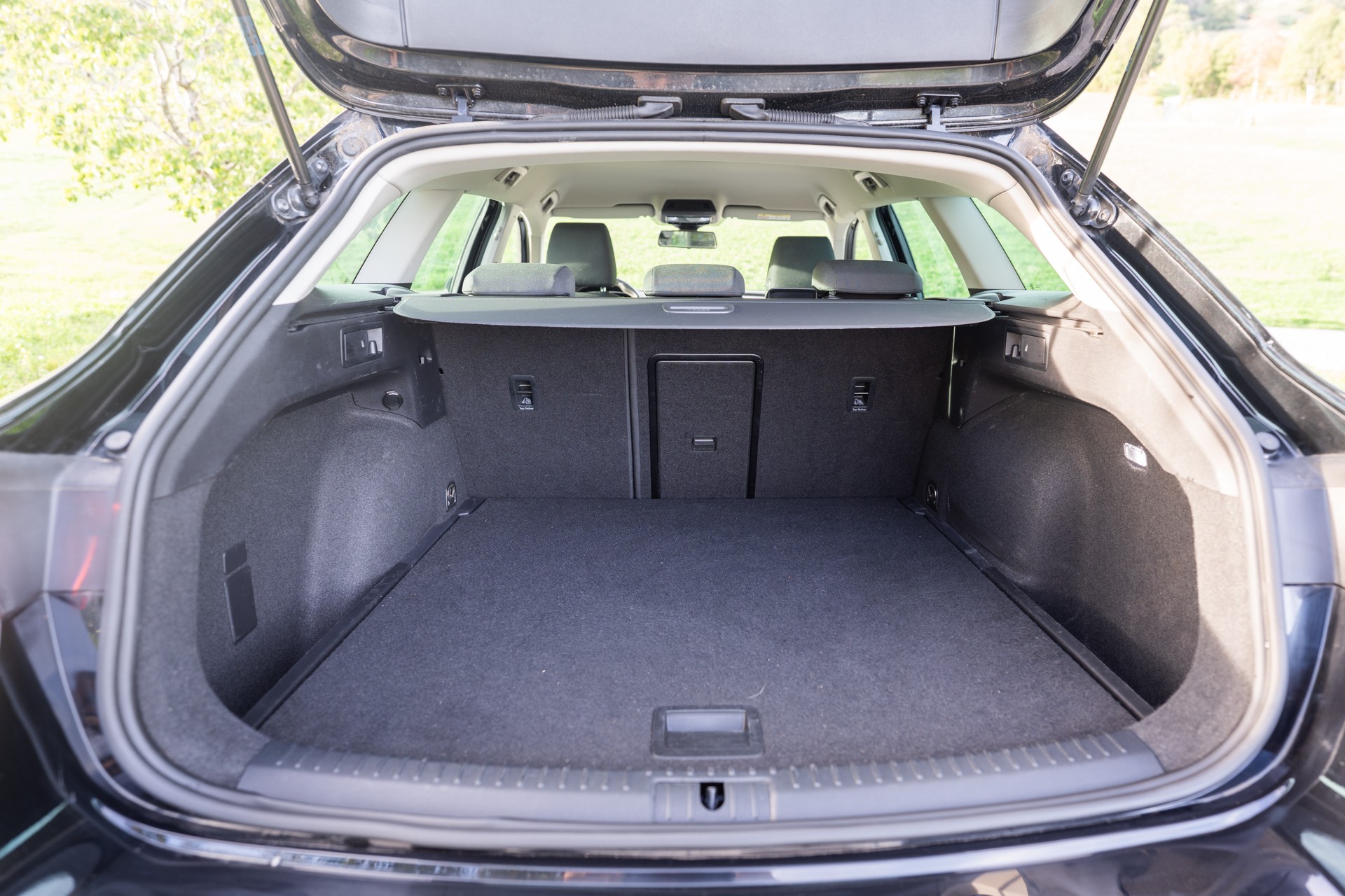 SEAT Leon ST 2.0 TDI Style DSG-image-9
