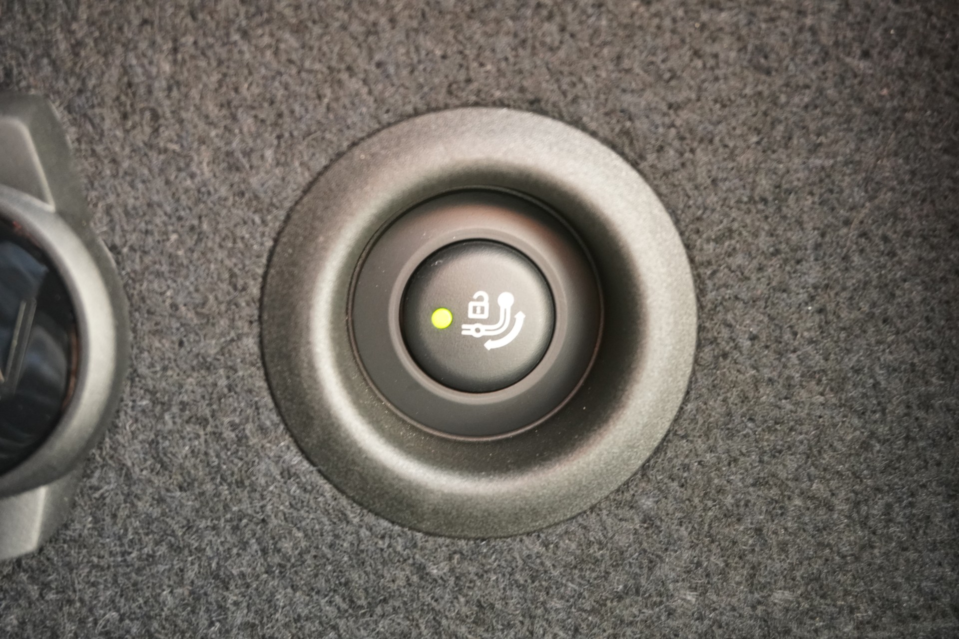 BMW X1 xDrive 20d 48V-image-15