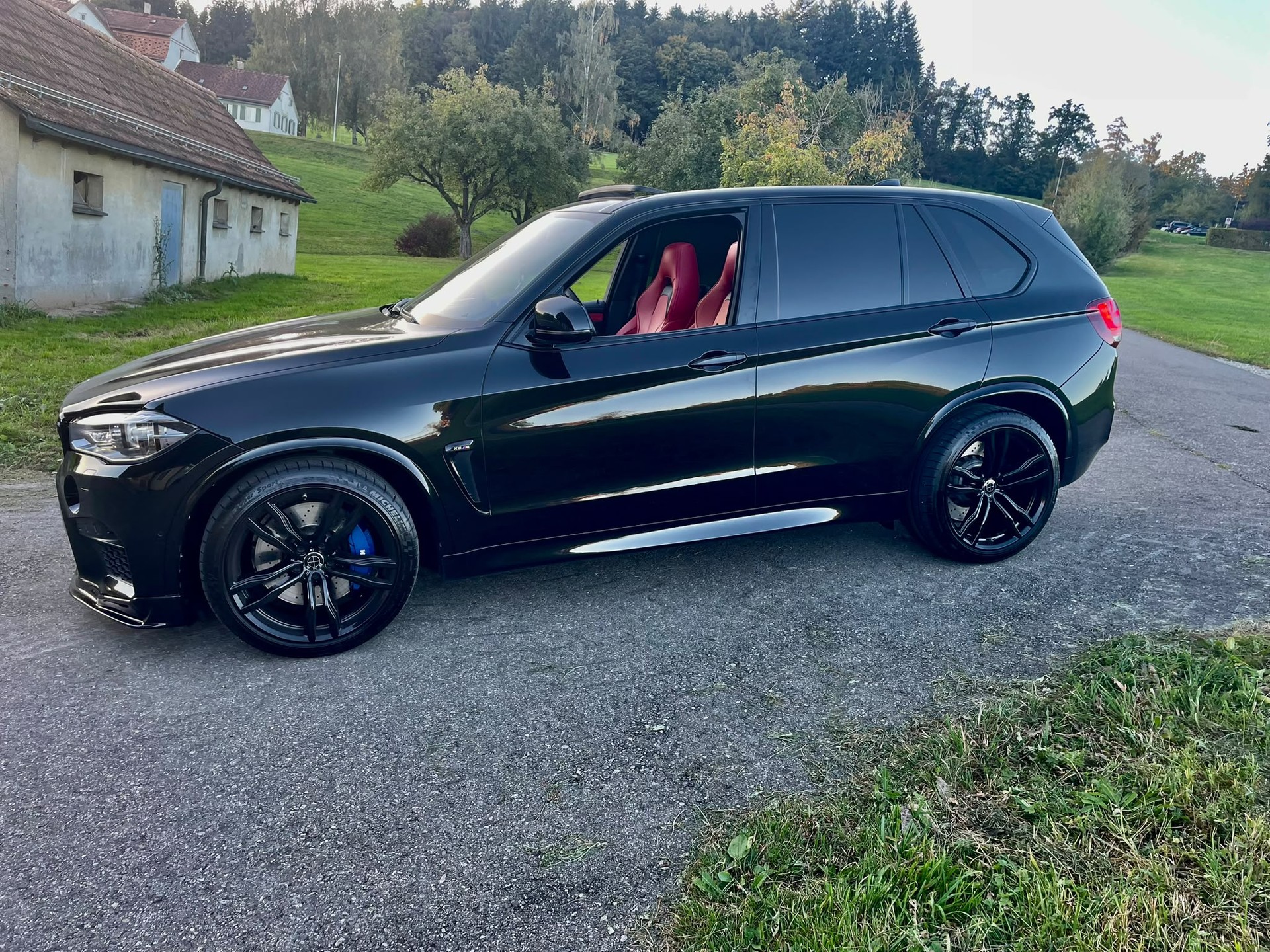 BMW X5M-image-0