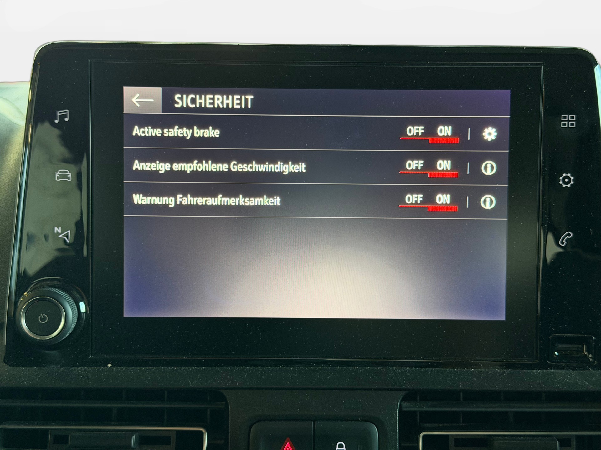 OPEL Combo Life XL 1.2 Edition | CH-Auto | Frisch MFK | Ab Service | RF-Kamera | Sitz-Heizung-image-18