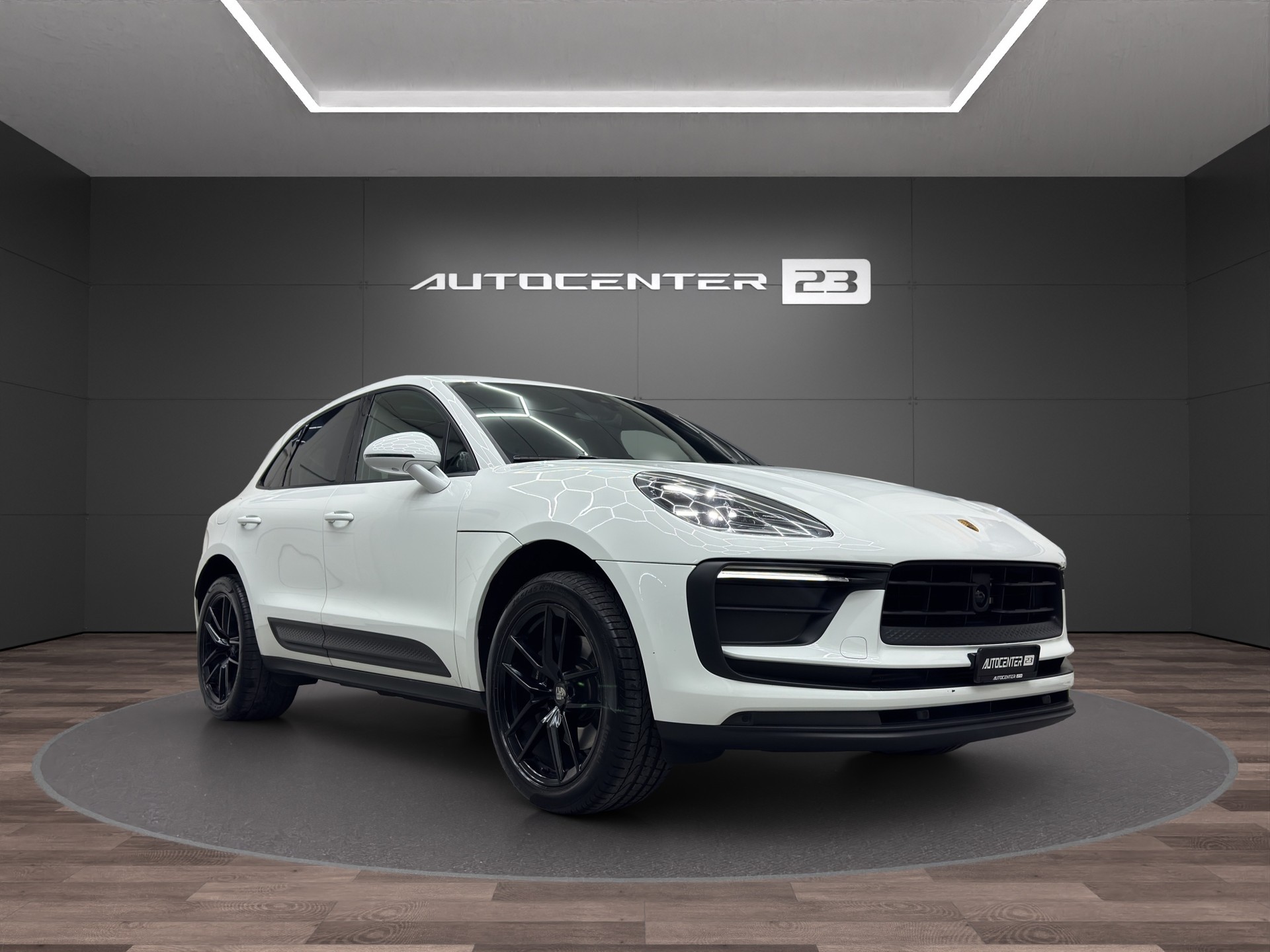 PORSCHE Macan PDK-image-6