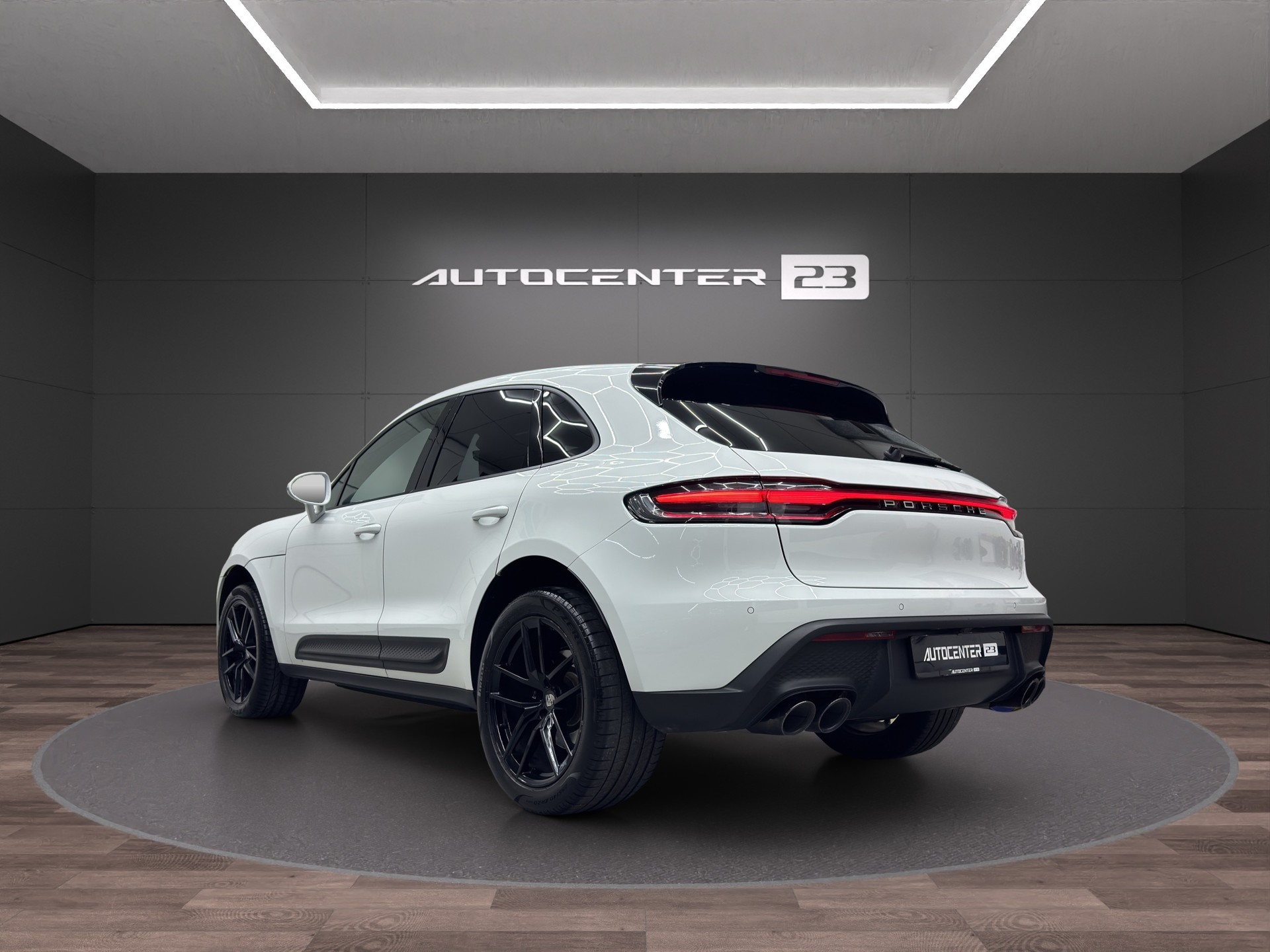 PORSCHE Macan PDK-image-2