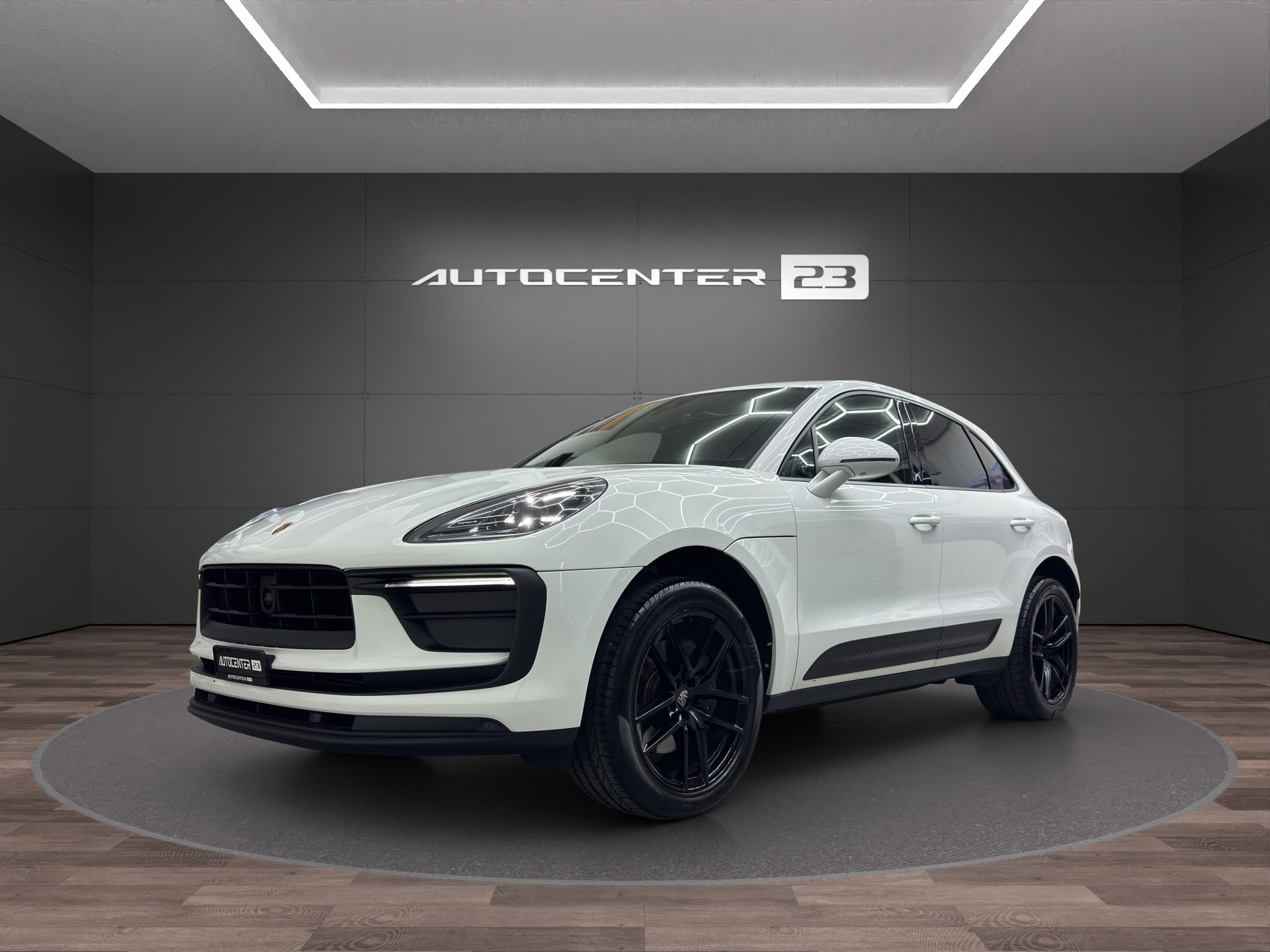 PORSCHE Macan PDK-image-0