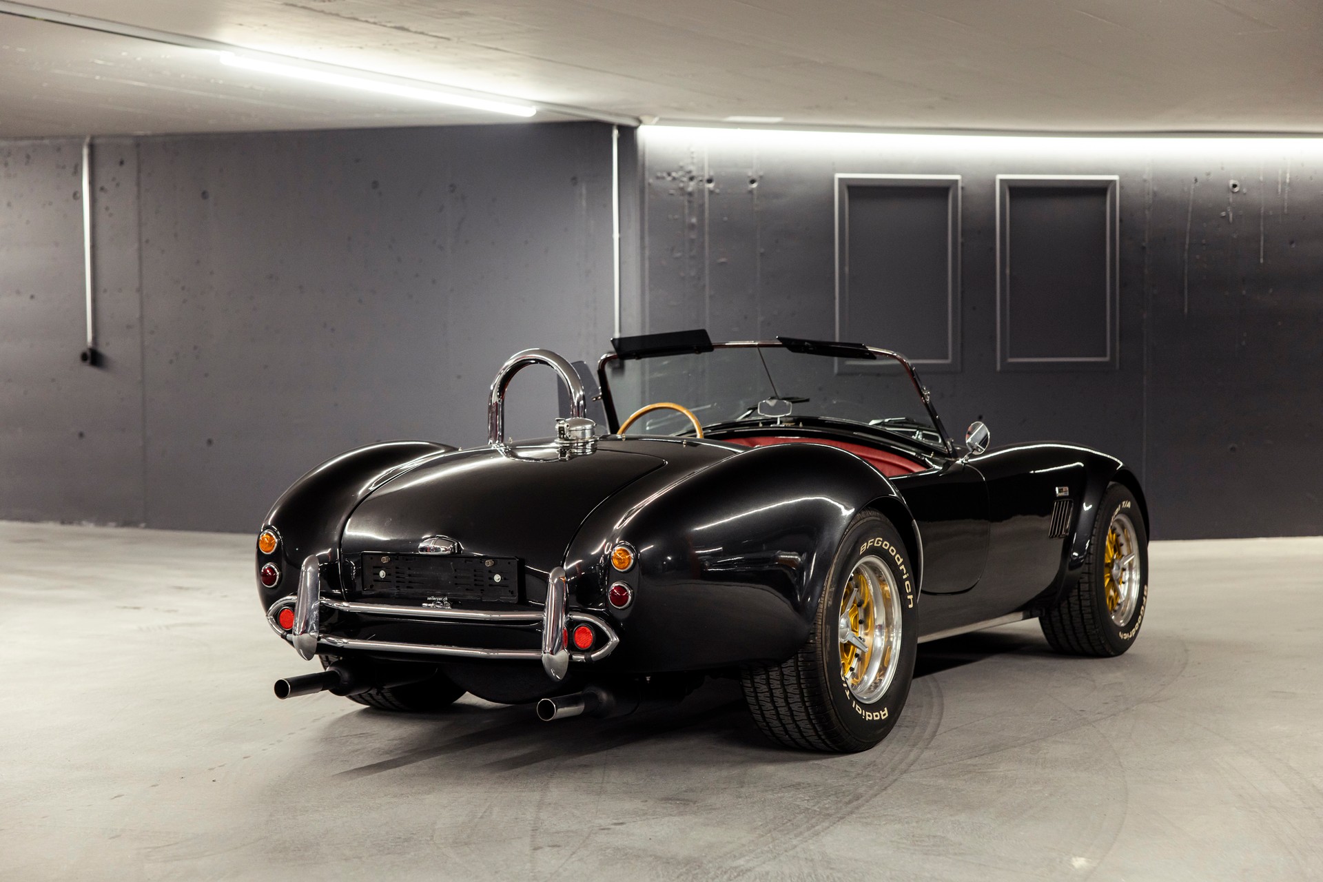 AC Tomaszo Cobra Veteranfahrzeug-image-4