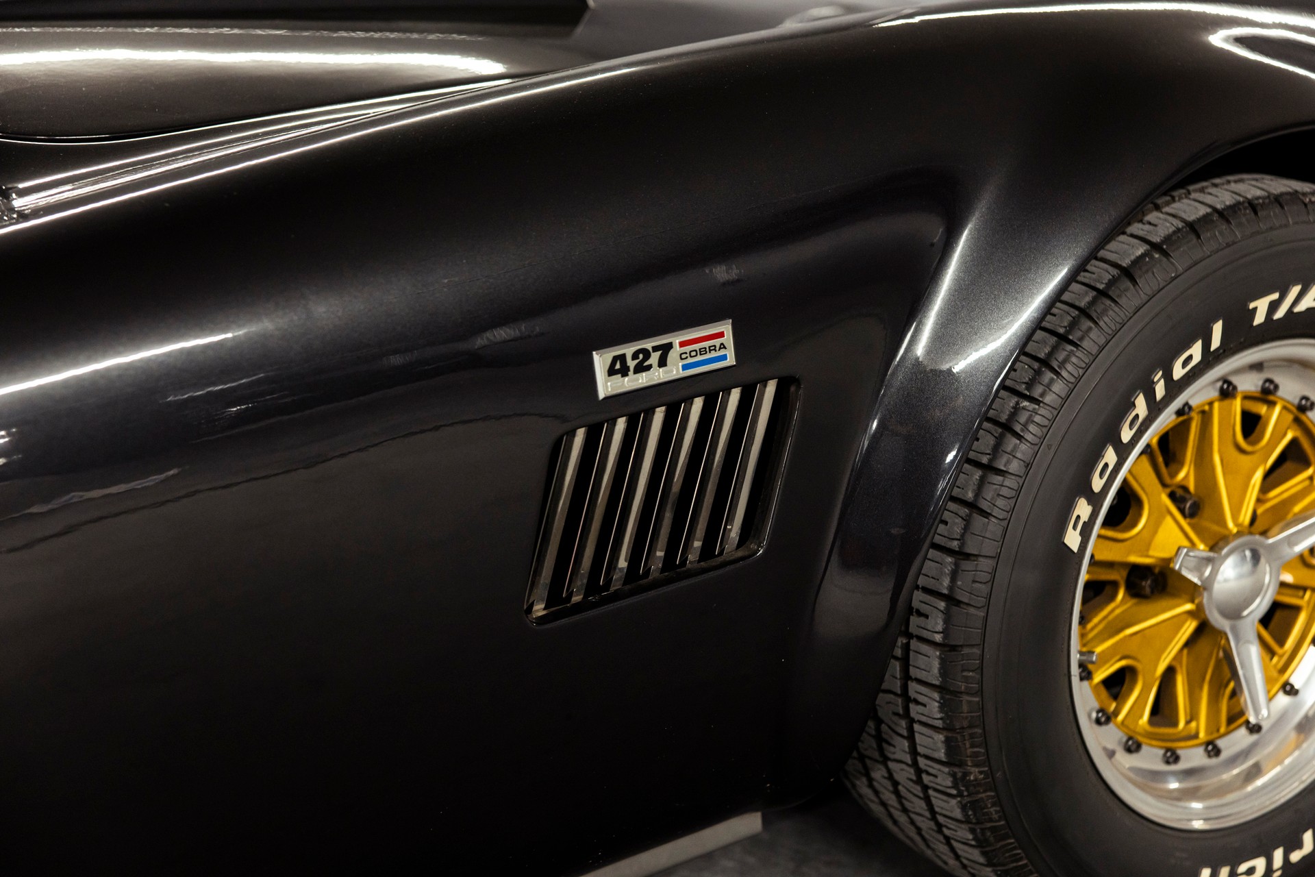 AC Tomaszo Cobra Veteranfahrzeug-image-12