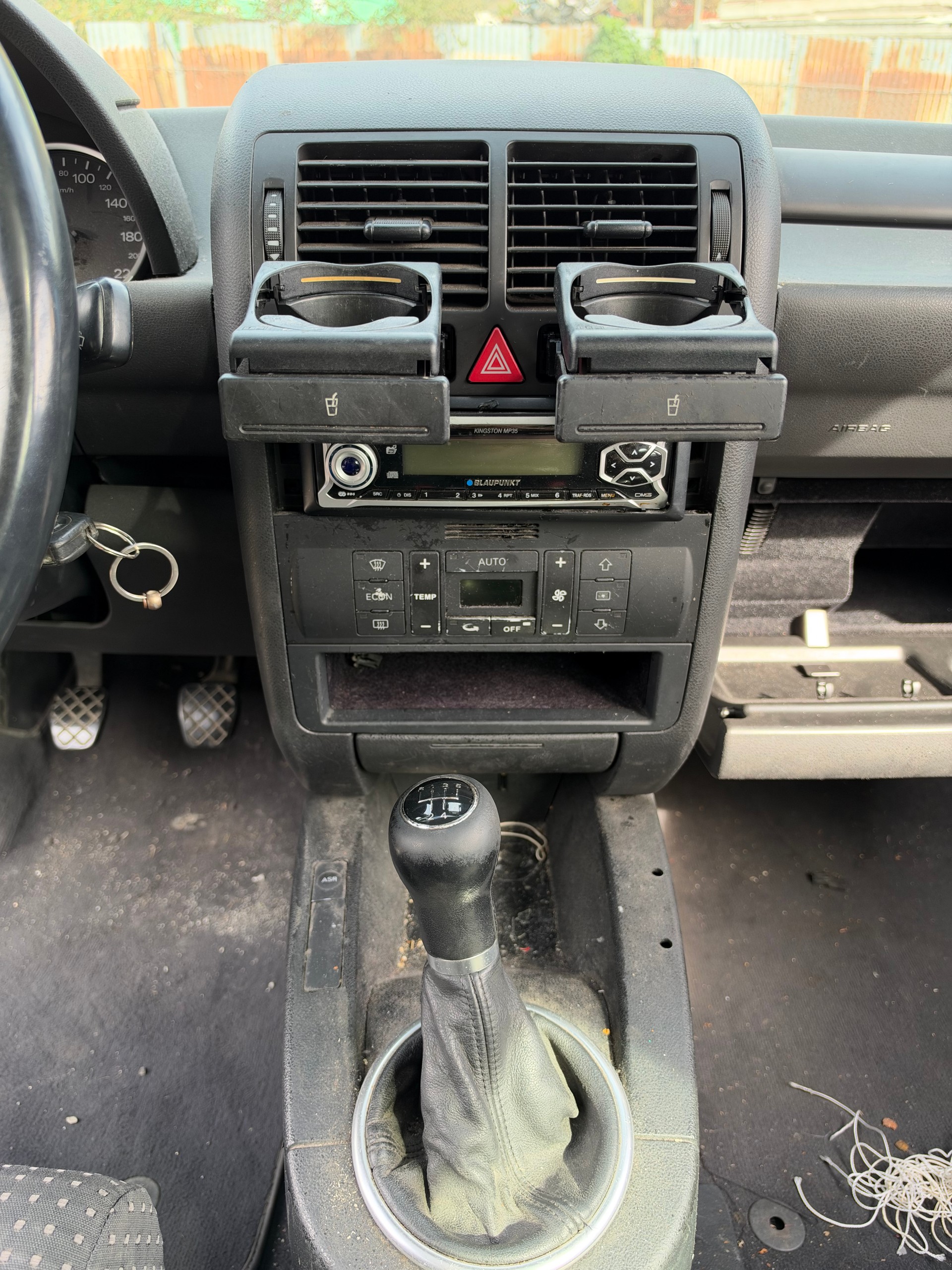 AUDI A2 1.6 FSI-image-10