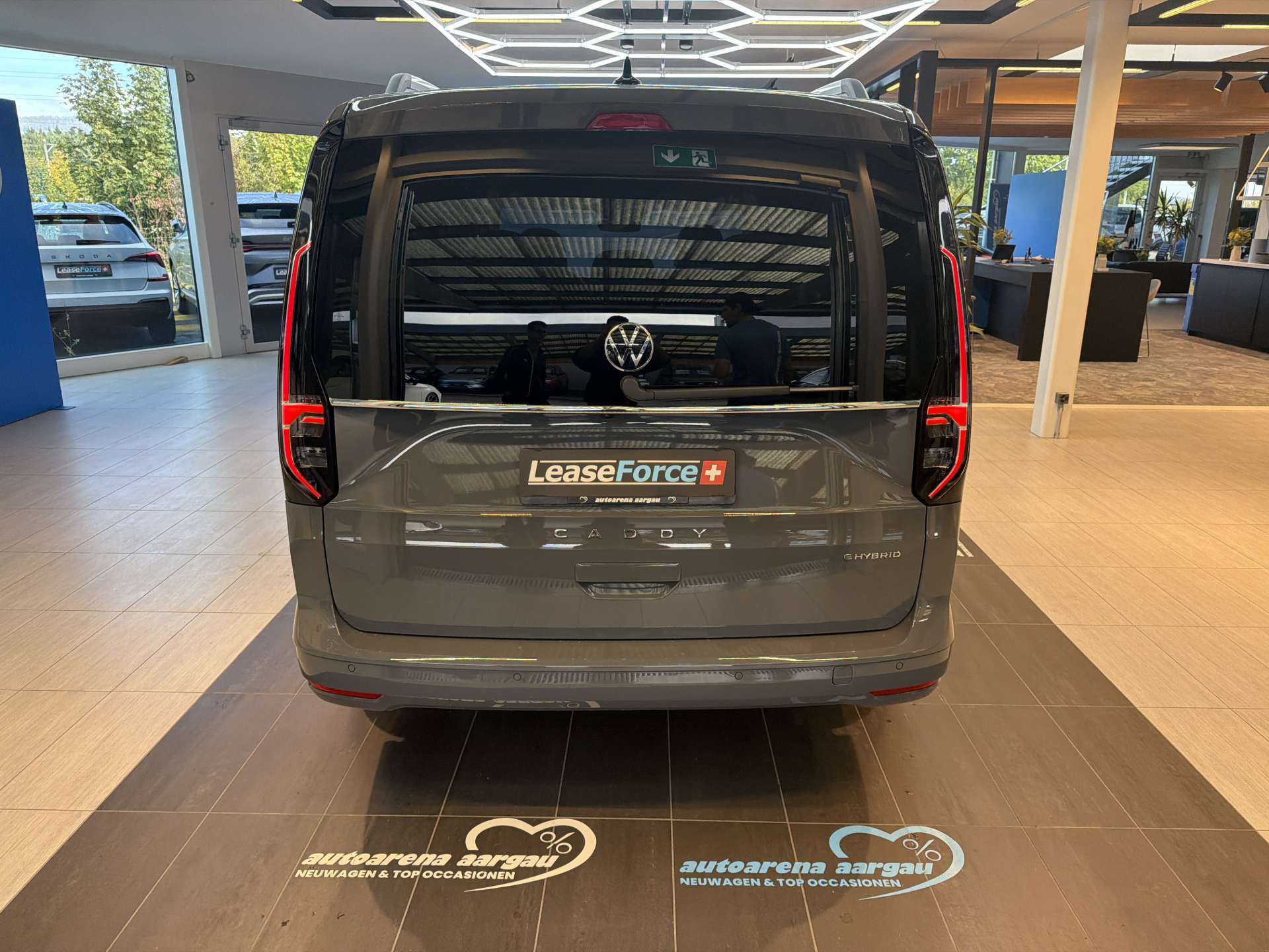 VW Caddy Maxi 1.5 TSi PHEV Style 7-Plätzer 204PS DSG-Automat-image-12