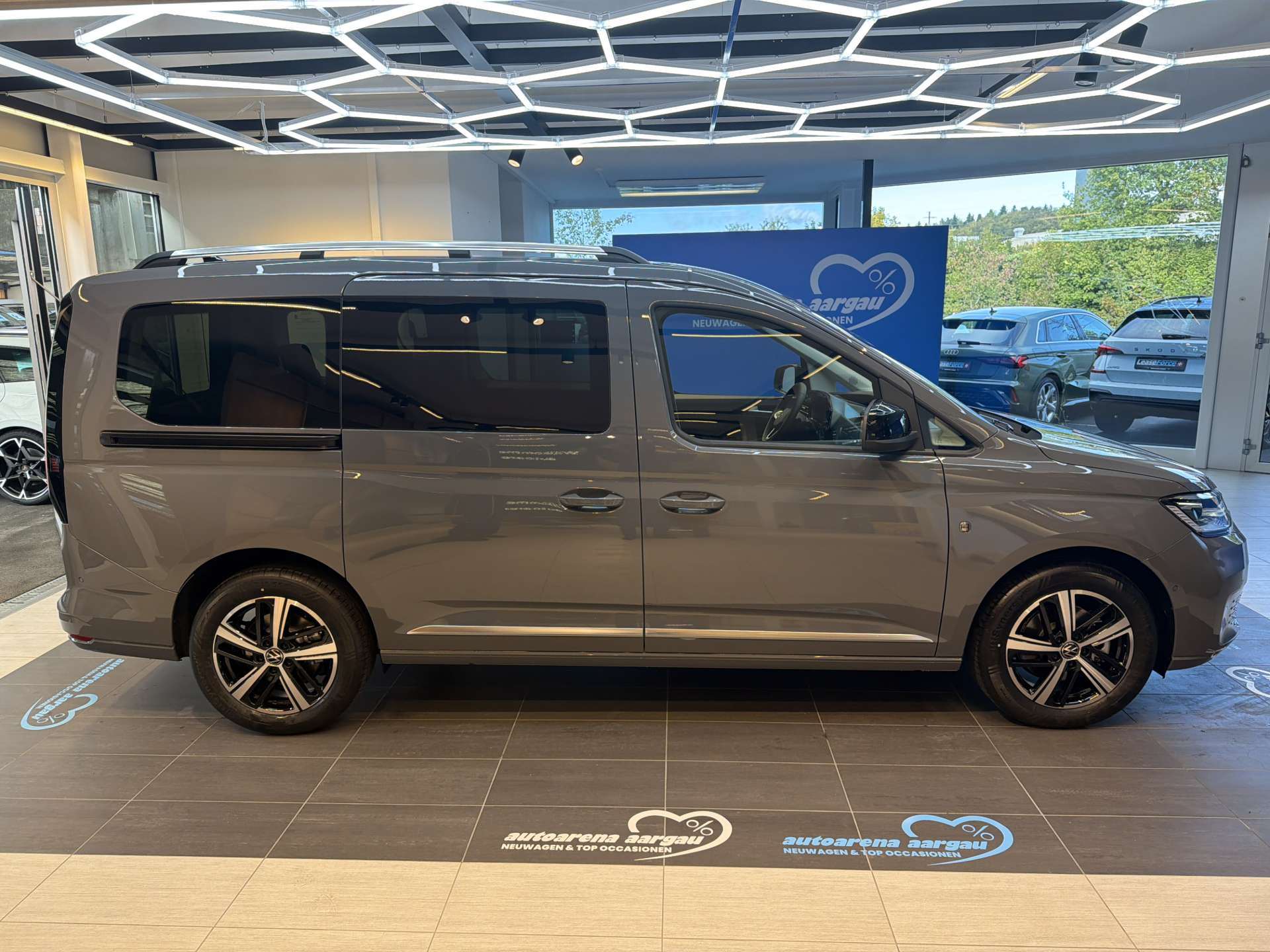 VW Caddy Maxi 1.5 TSi PHEV Style 7-Plätzer 204PS DSG-Automat-image-11