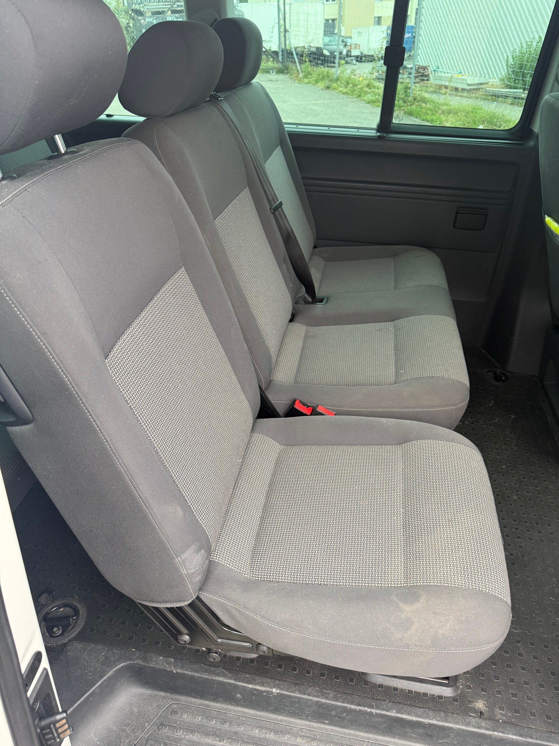 VW T5 Caravelle Comfortline 2.0 TDI CR DSG-image-9