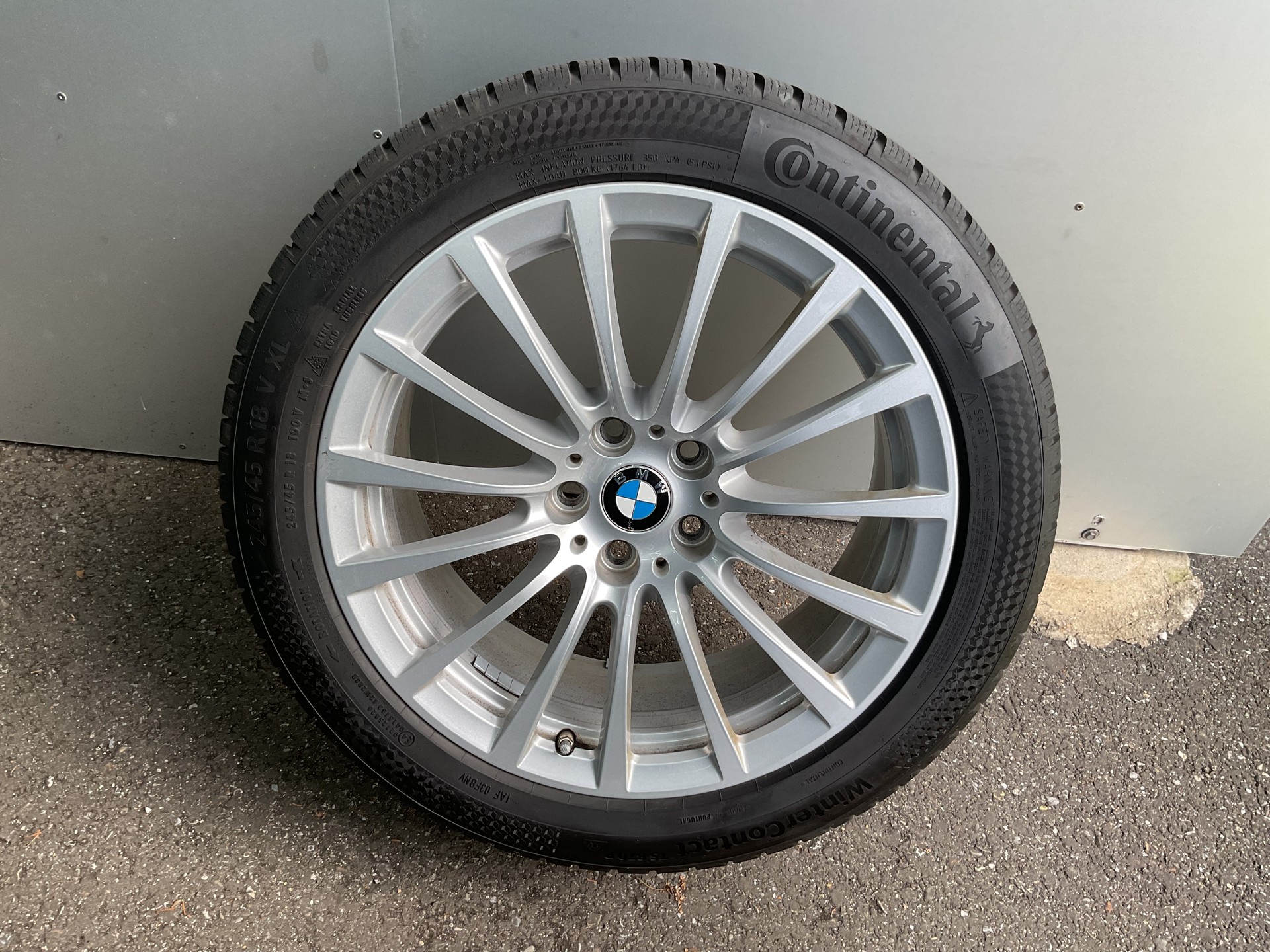 BMW 540i xDrive Steptronic-image-14