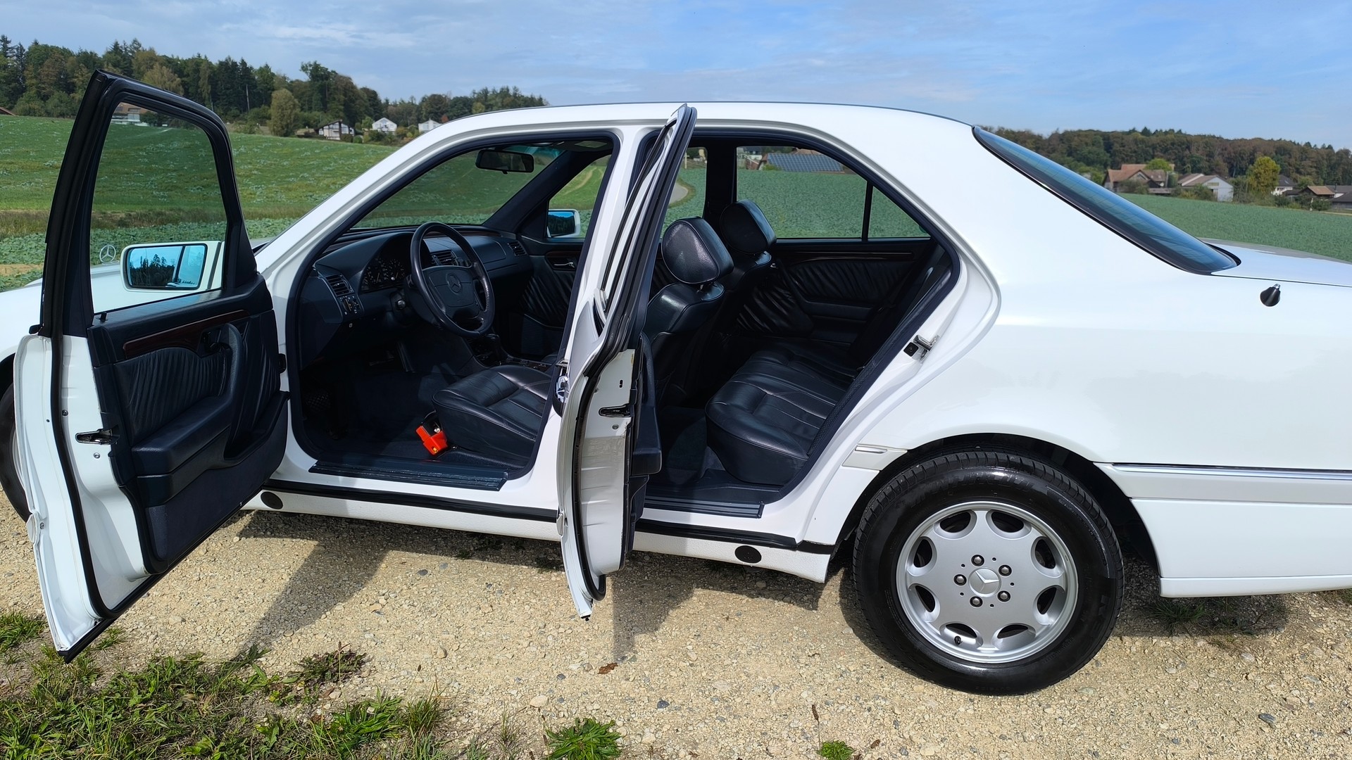 MERCEDES-BENZ C 280-image-9