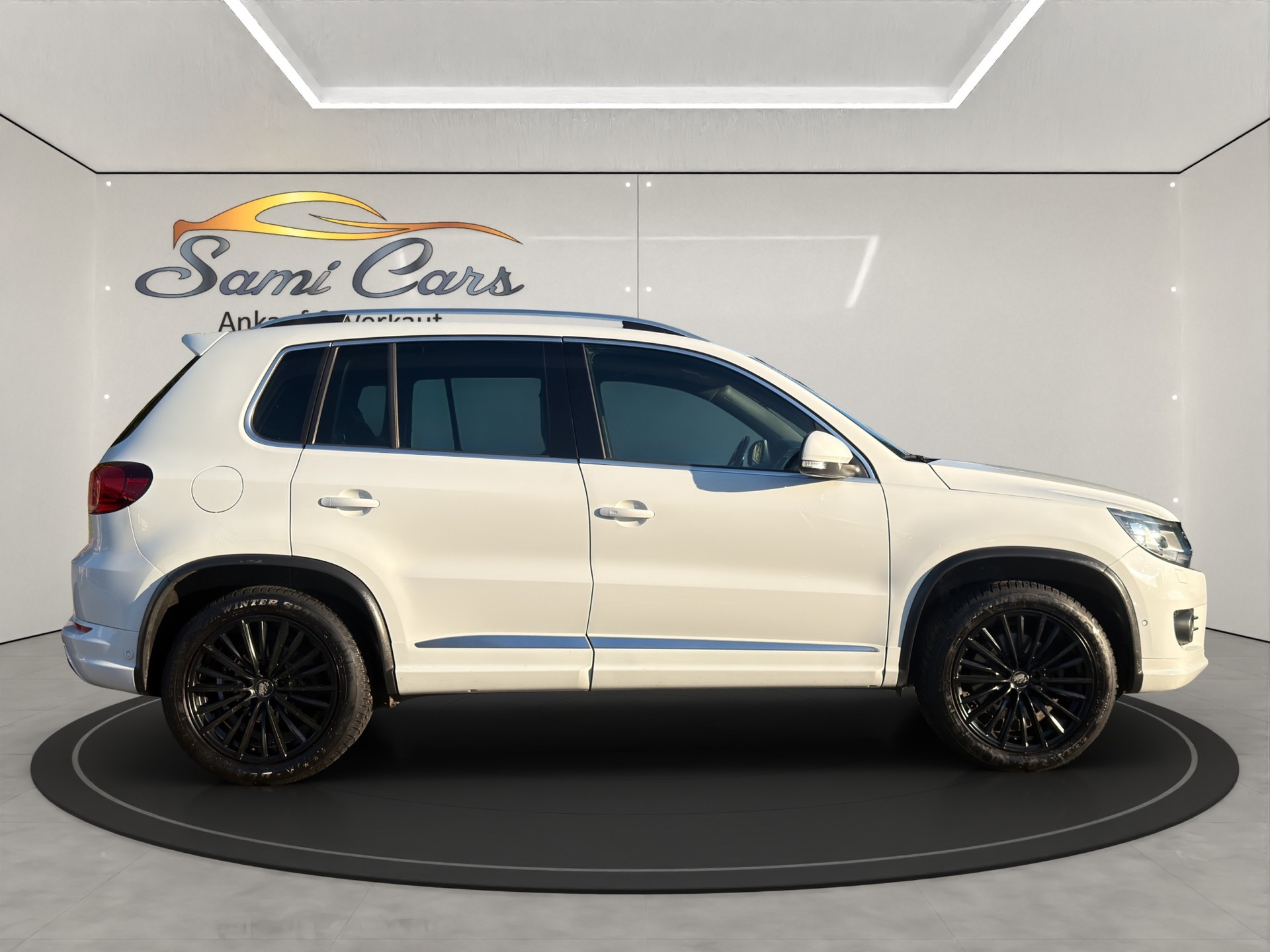 VW Tiguan 2.0 TSI Cup R-Line 4Motion DSG-image-3