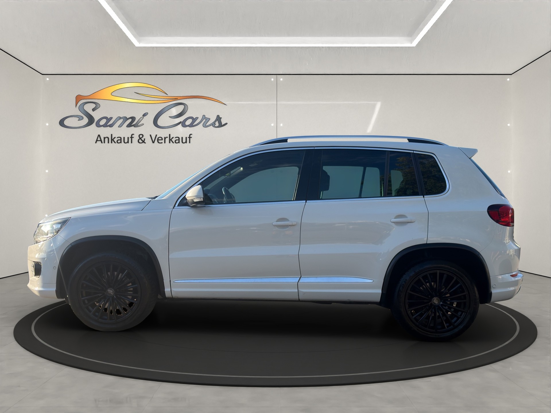 VW Tiguan 2.0 TSI Cup R-Line 4Motion DSG-image-6