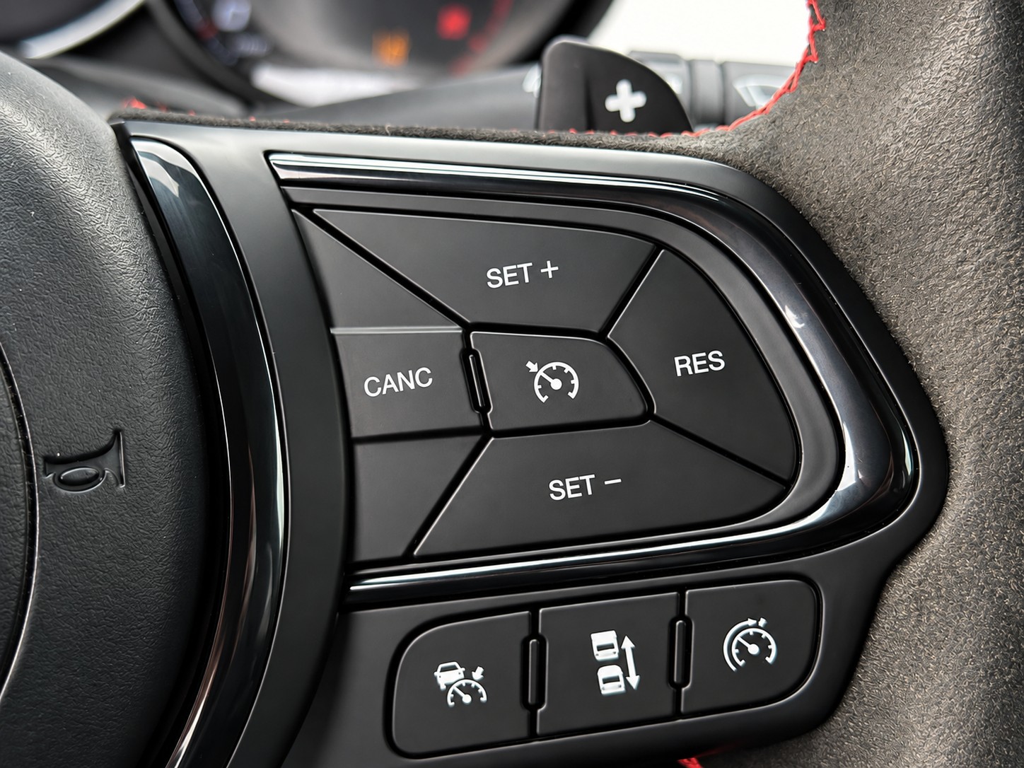 FIAT 500X 1.3 GSE Sport-image-15