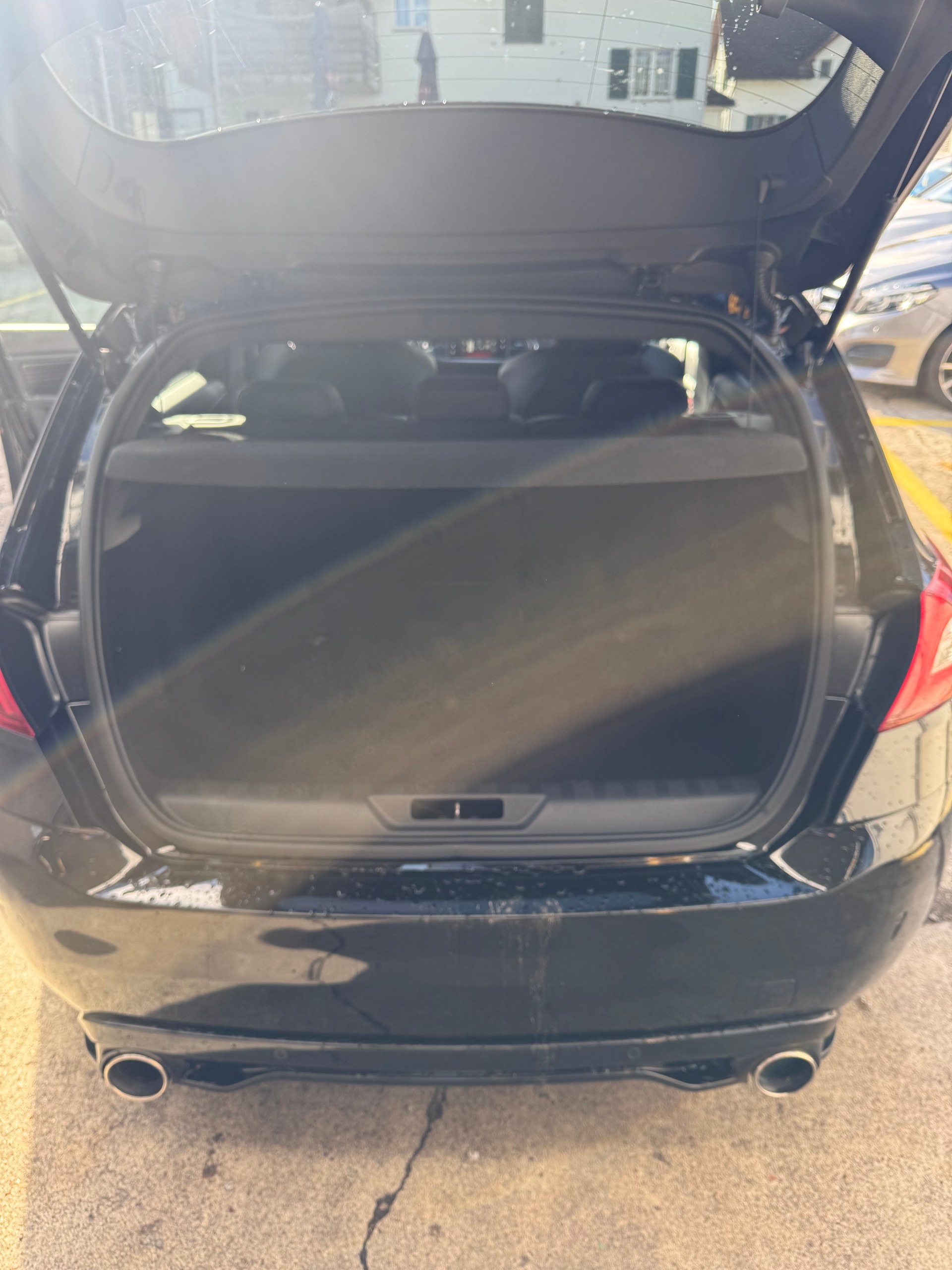 PEUGEOT 308 1.6 GTi-image-4