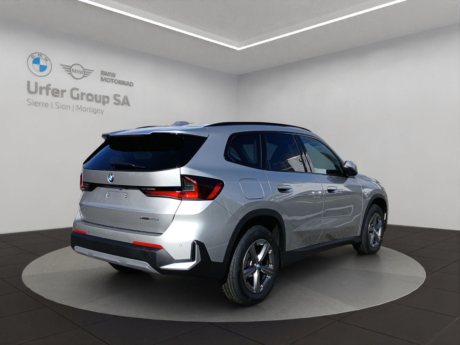 BMW X1 xDrive 20d 48V-image-4