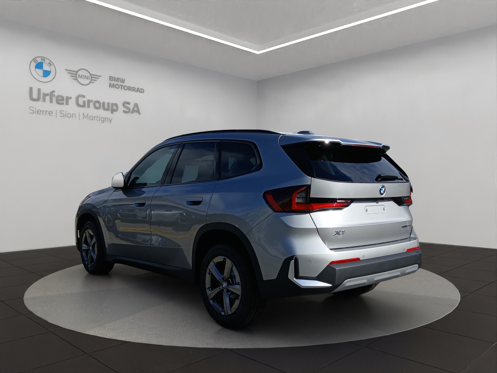 BMW X1 xDrive 20d 48V-image-2