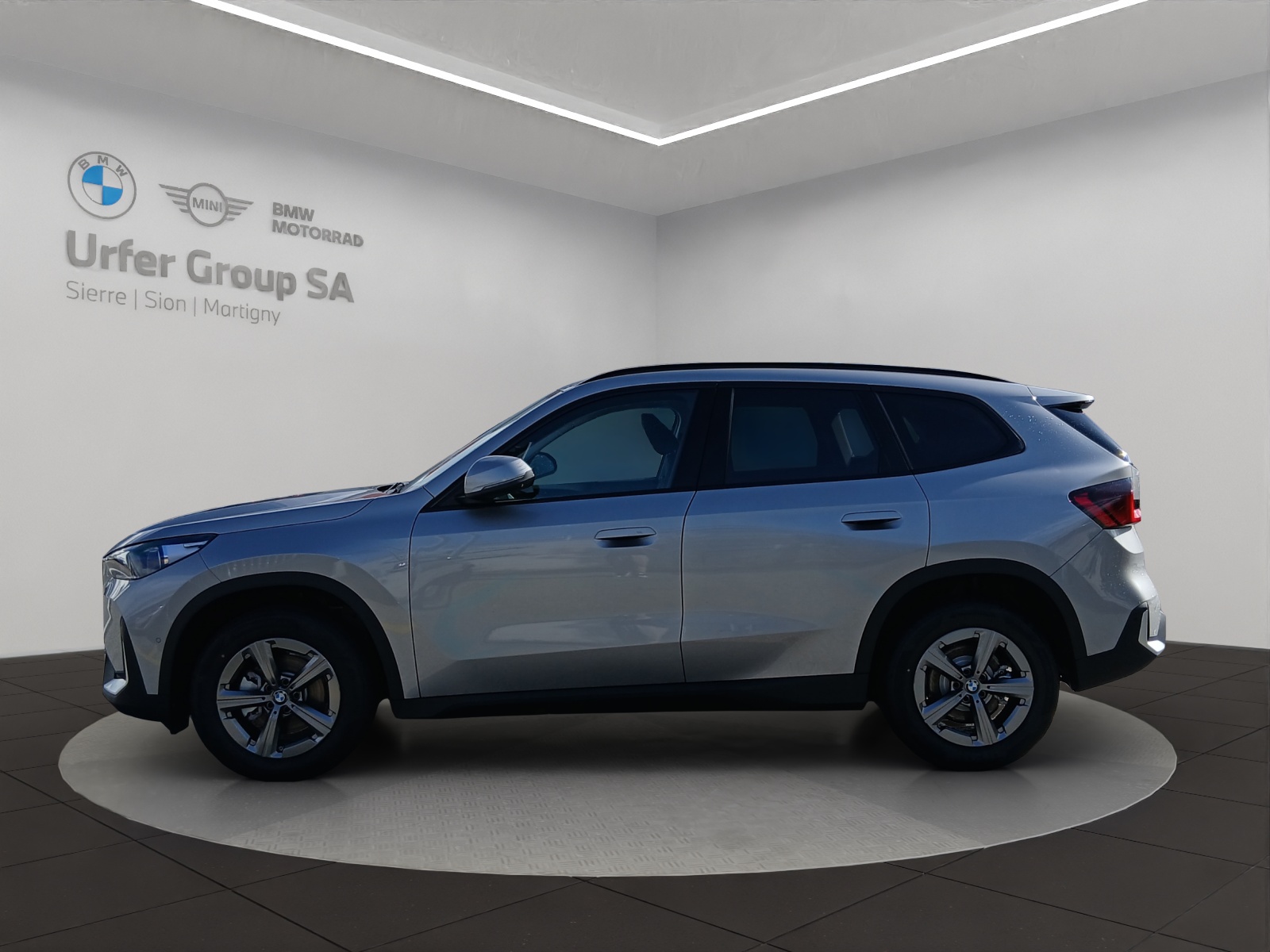 BMW X1 xDrive 20d 48V-image-1