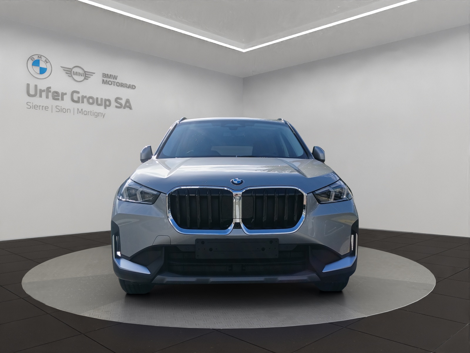 BMW X1 xDrive 20d 48V-image-6