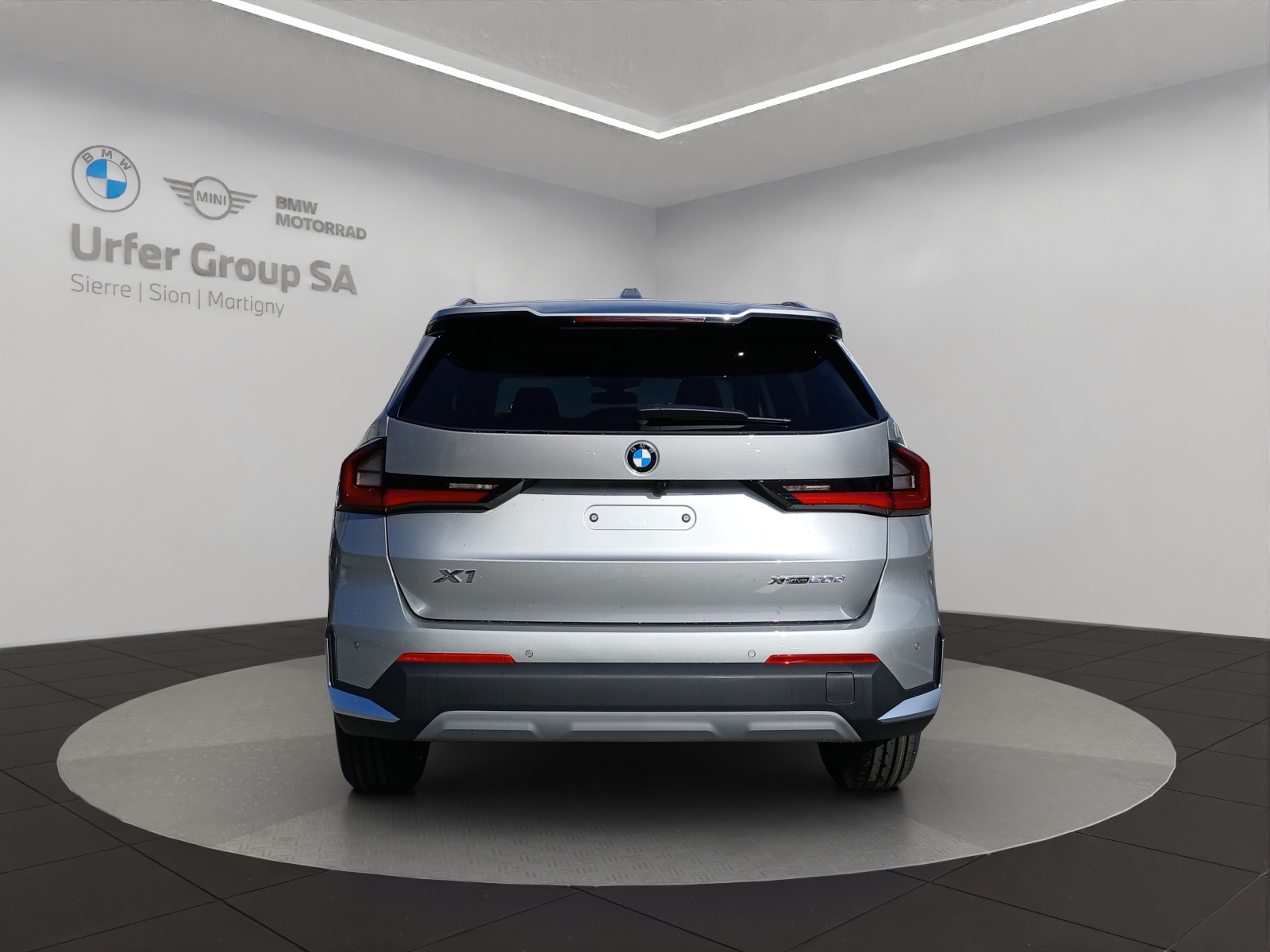 BMW X1 xDrive 20d 48V-image-3
