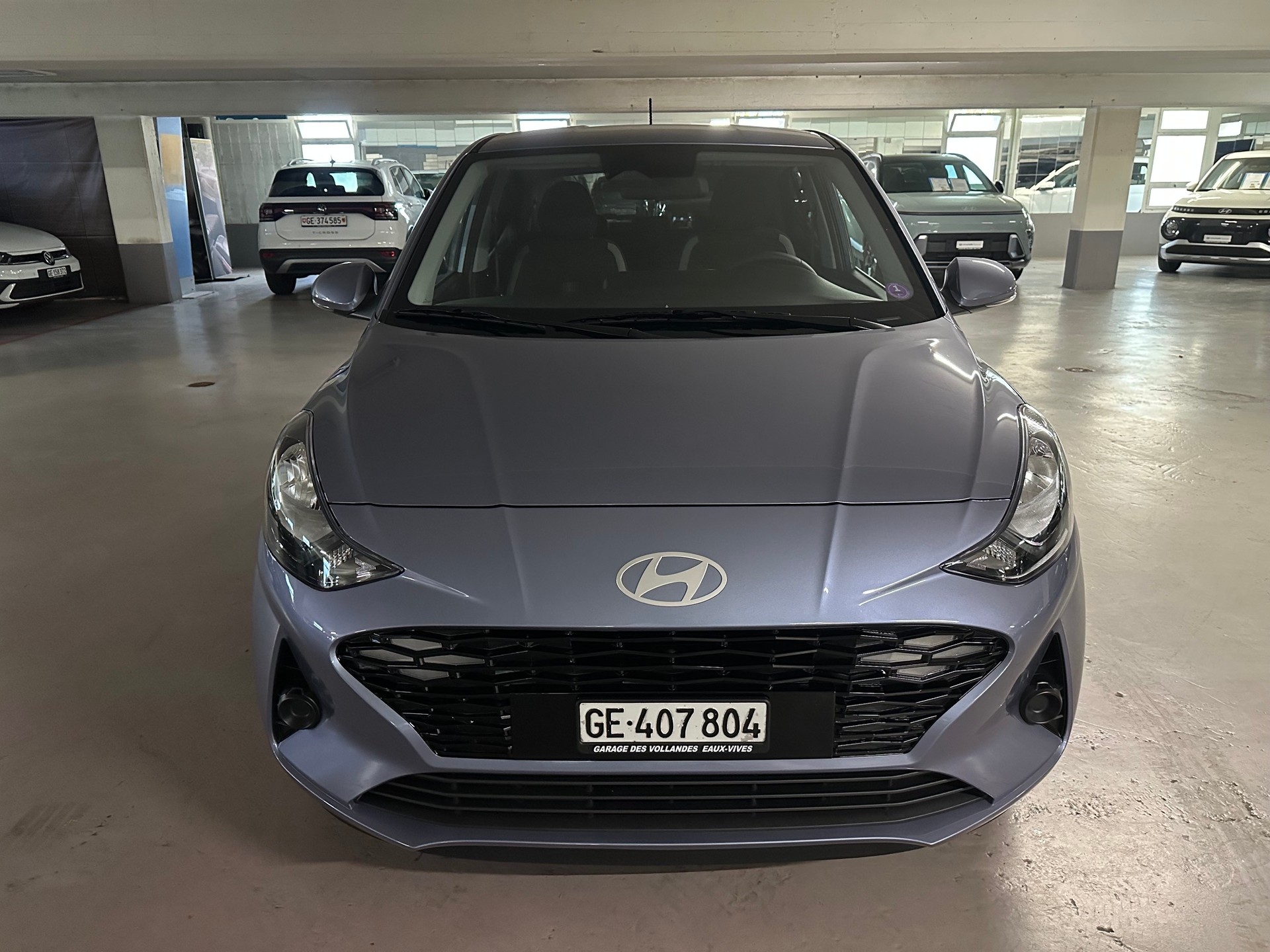 HYUNDAI i10 1.2 Amplia Aut.-image-7