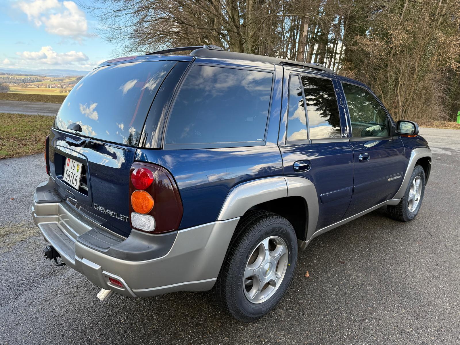 CHEVROLET 4.2 LT Premium-image-1