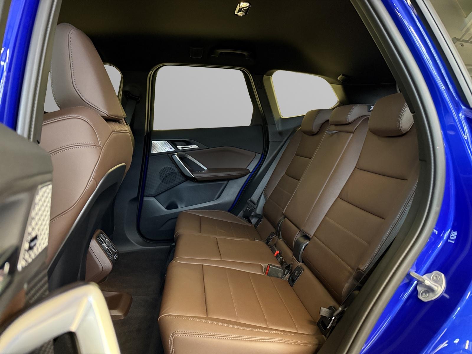 BMW X1 23i xDrive M-SportPaket-image-19