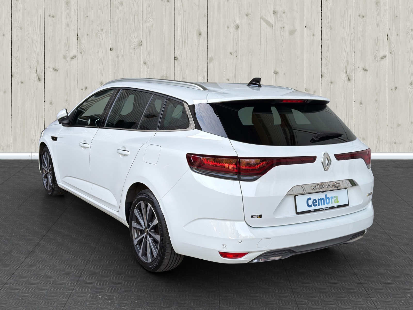 RENAULT Mégane Grandtour 1.6 E-Tech R.S. Line-image-4