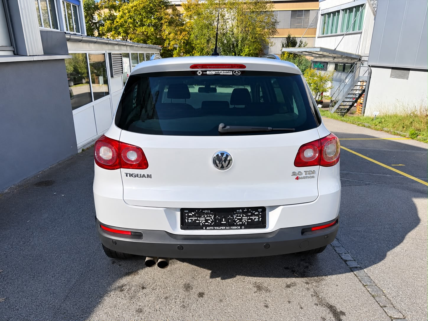 VW Tiguan 2.0 TDI Sport&Style DSG-image-7