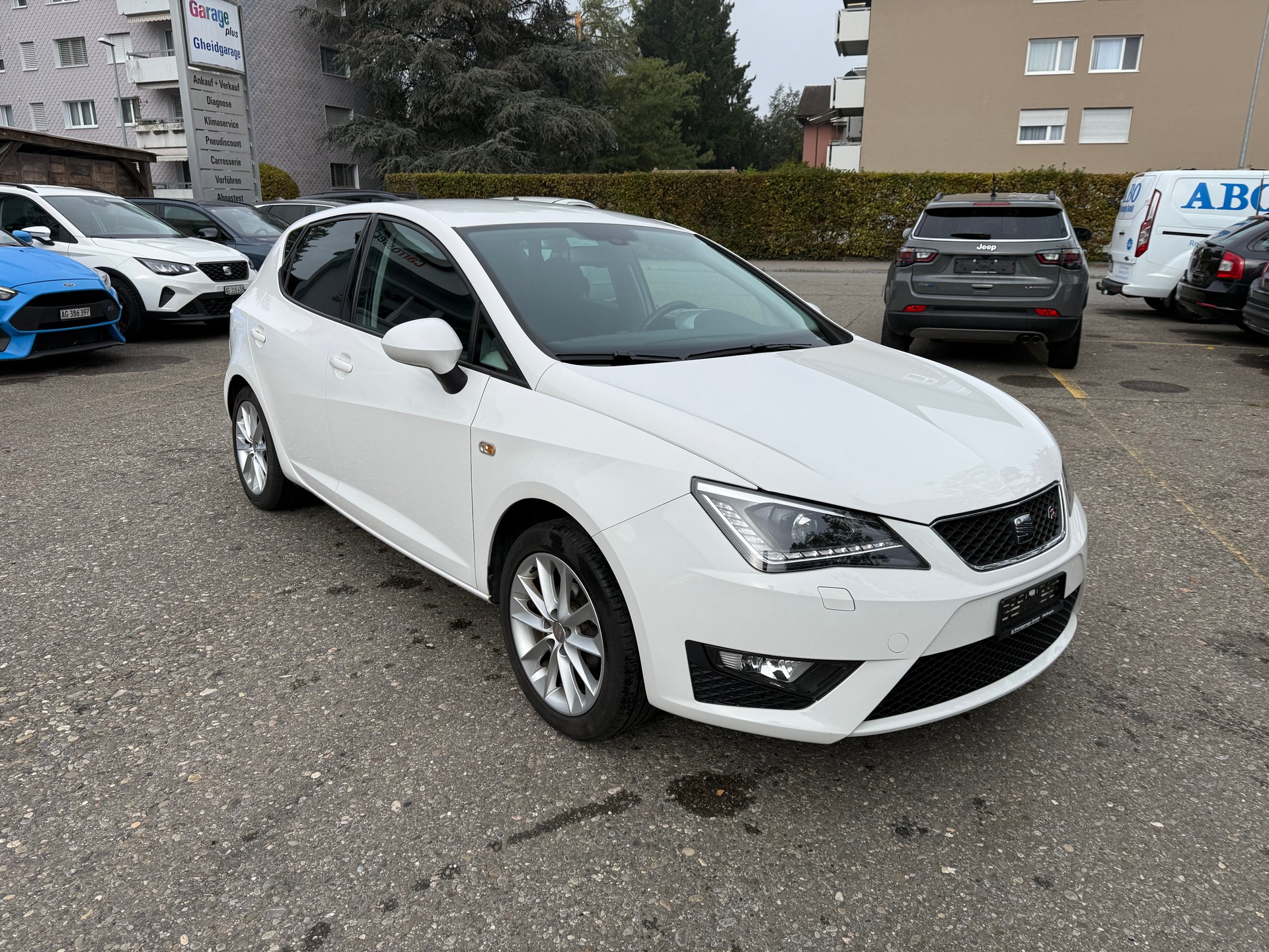 SEAT Ibiza 1.2 TSI FR DSG-image-1