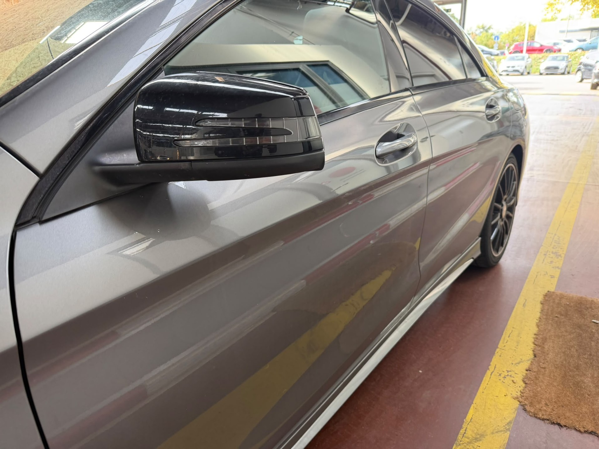 MERCEDES-BENZ CLA 250 AMG Line 7G-DCT-image-7
