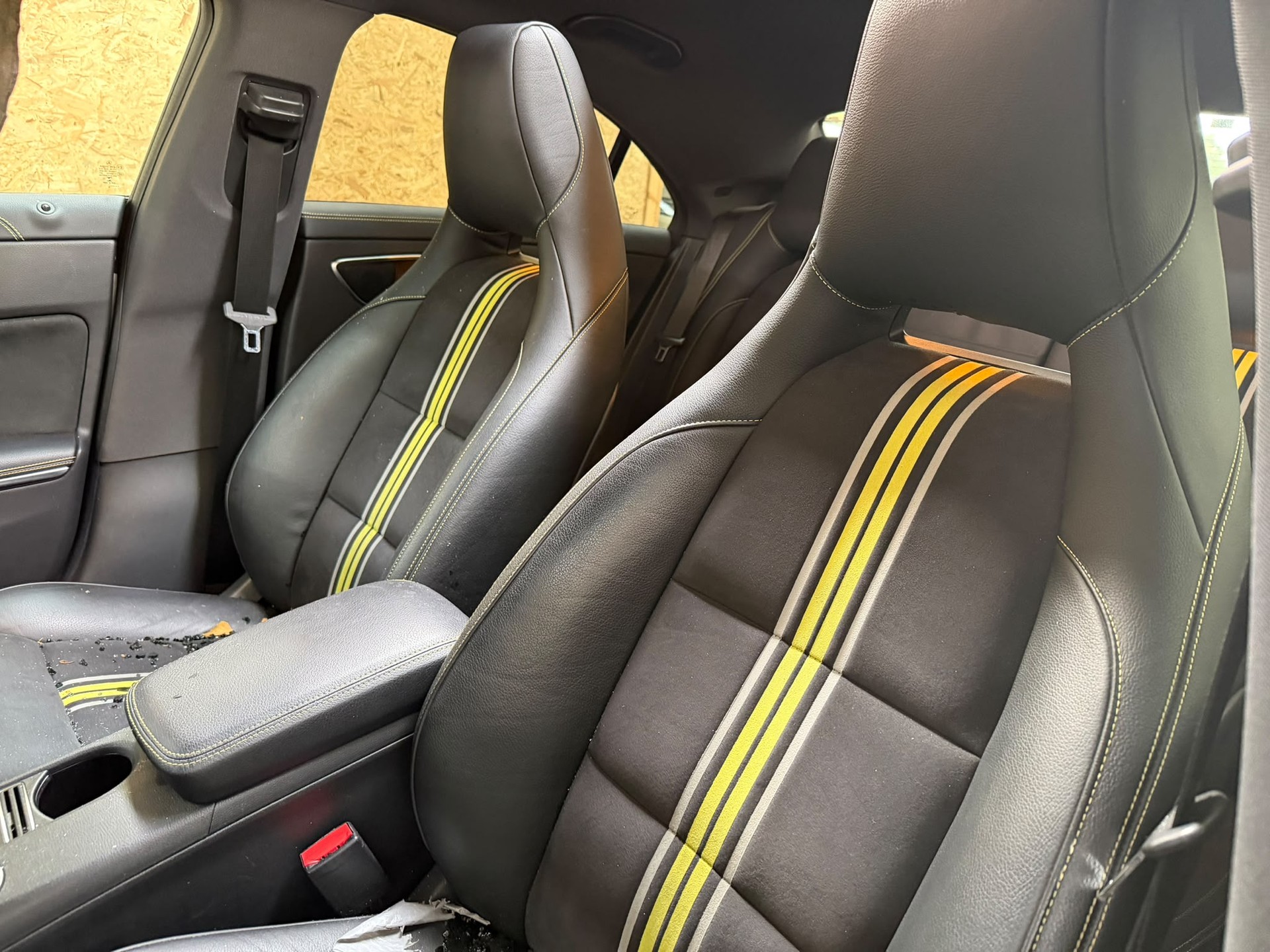 MERCEDES-BENZ CLA 250 AMG Line 7G-DCT-image-11
